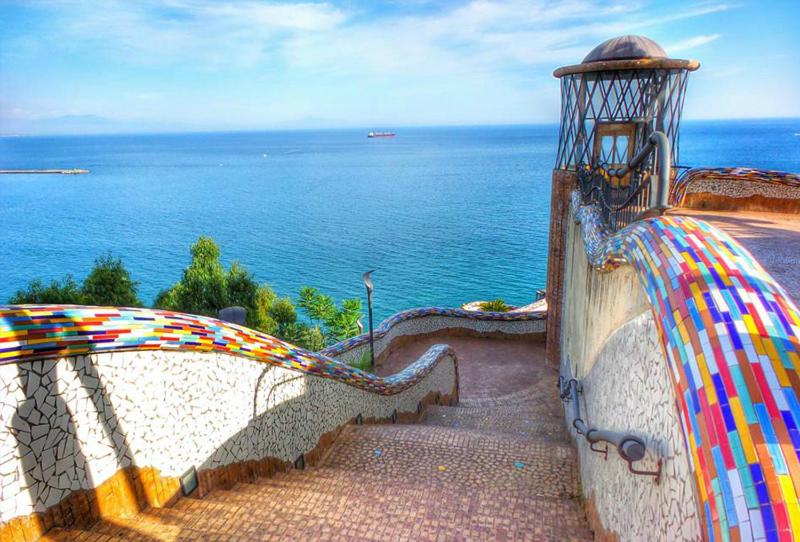 casa Ferrigno view 3