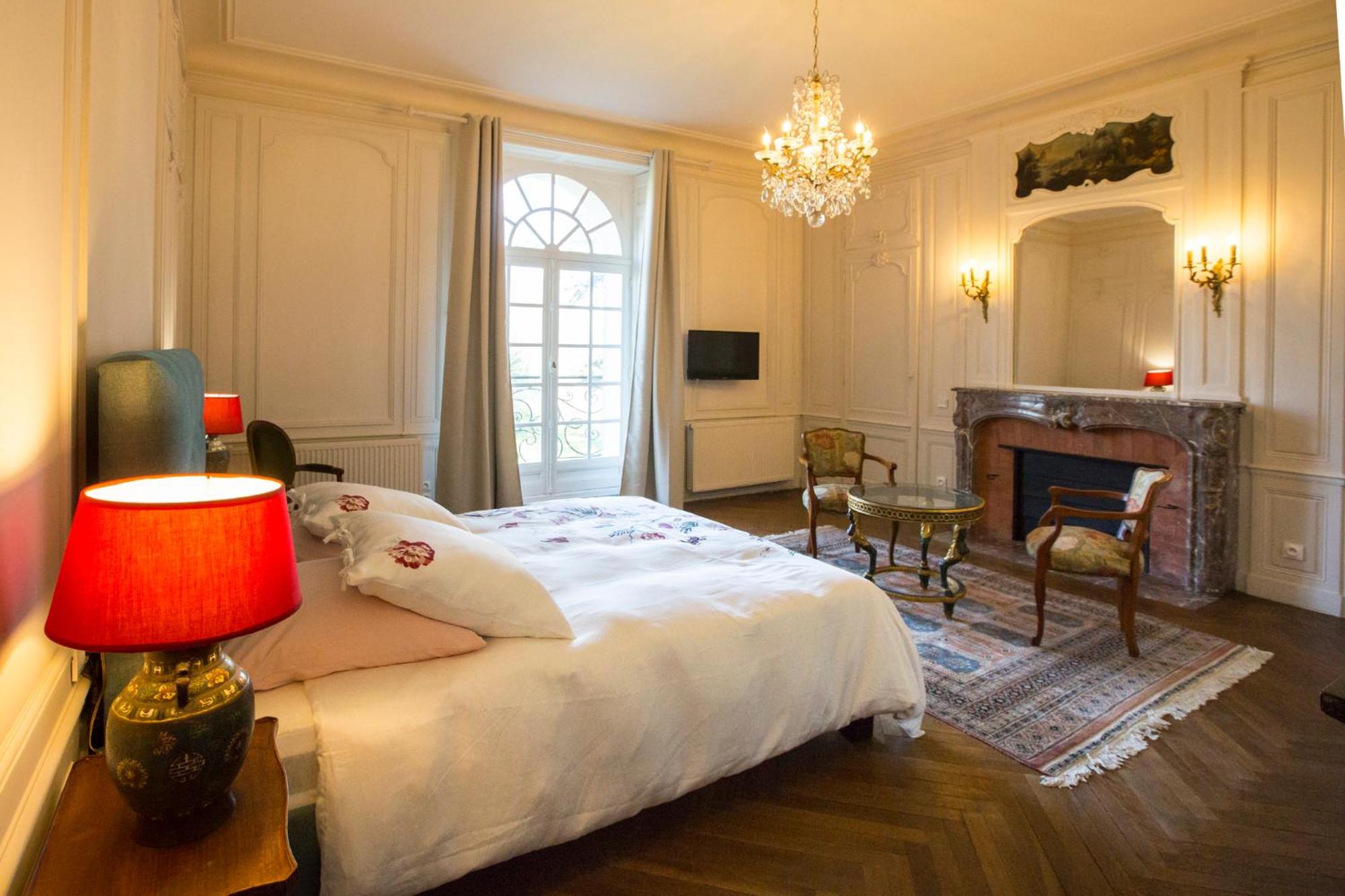 Chateau des Monts