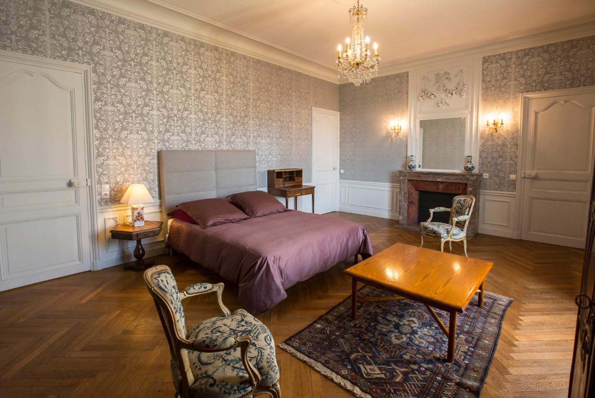 Chateau des Monts