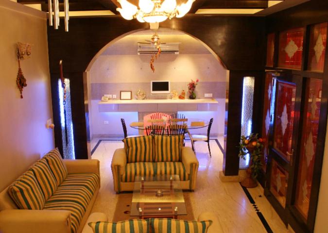 Silver Leaf Noida