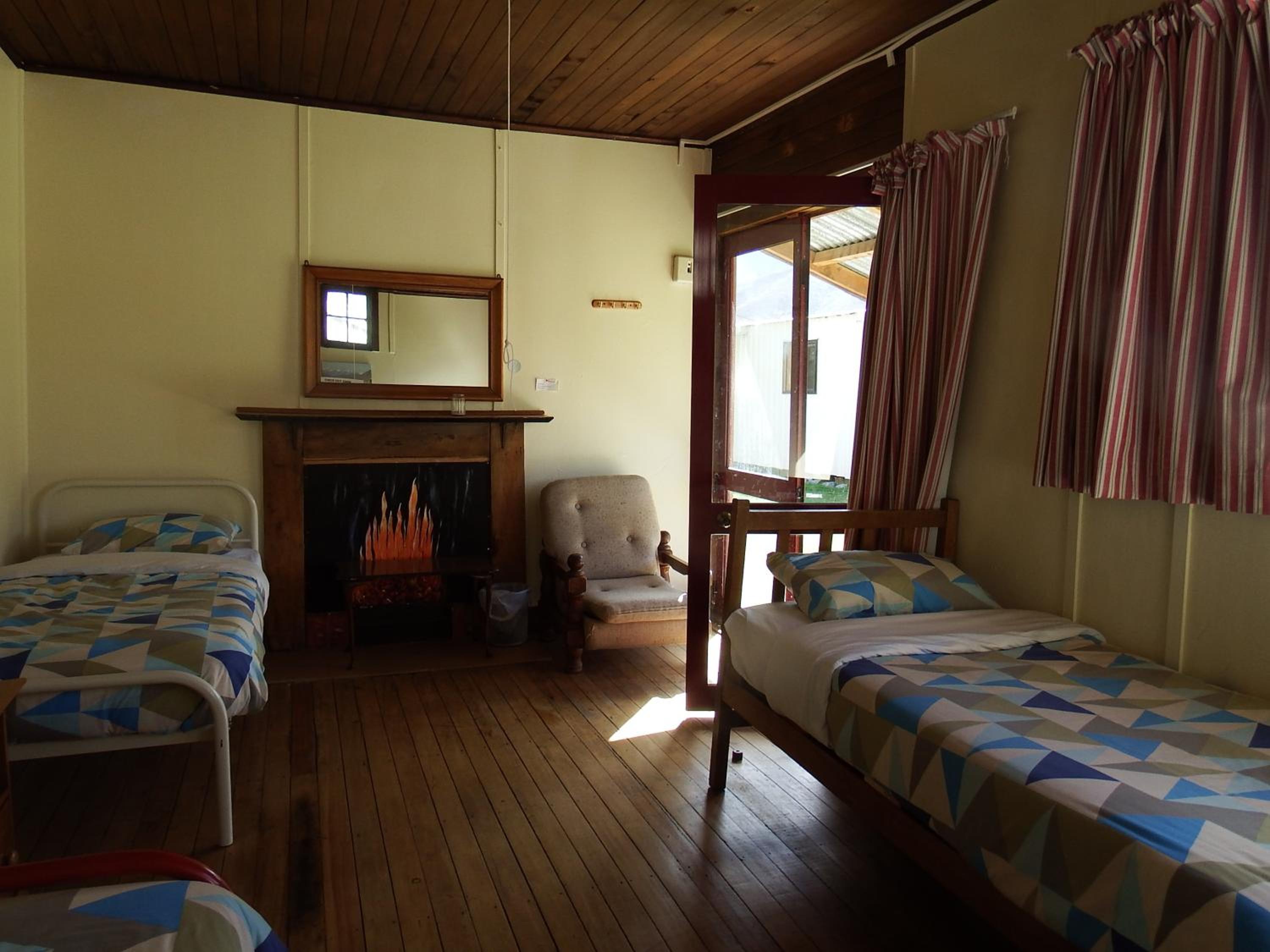 Photo 6