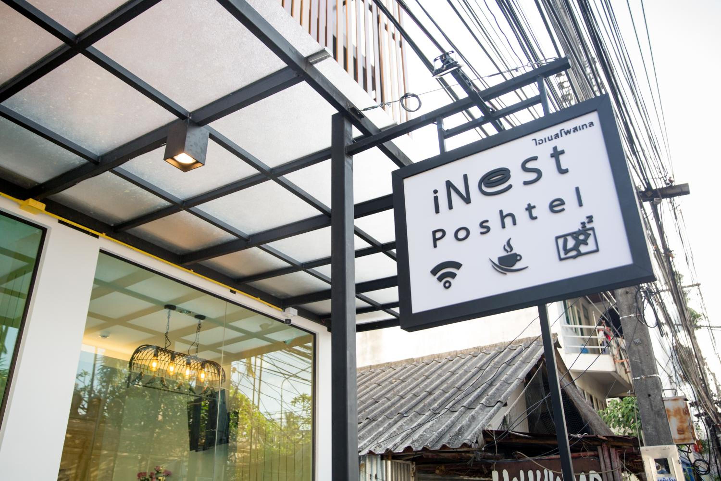 iNest Poshtel