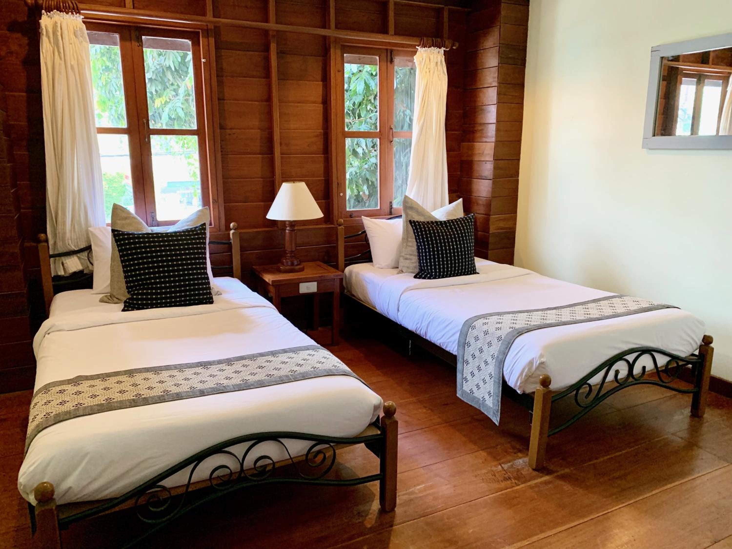 Riverhouse-The Teak House