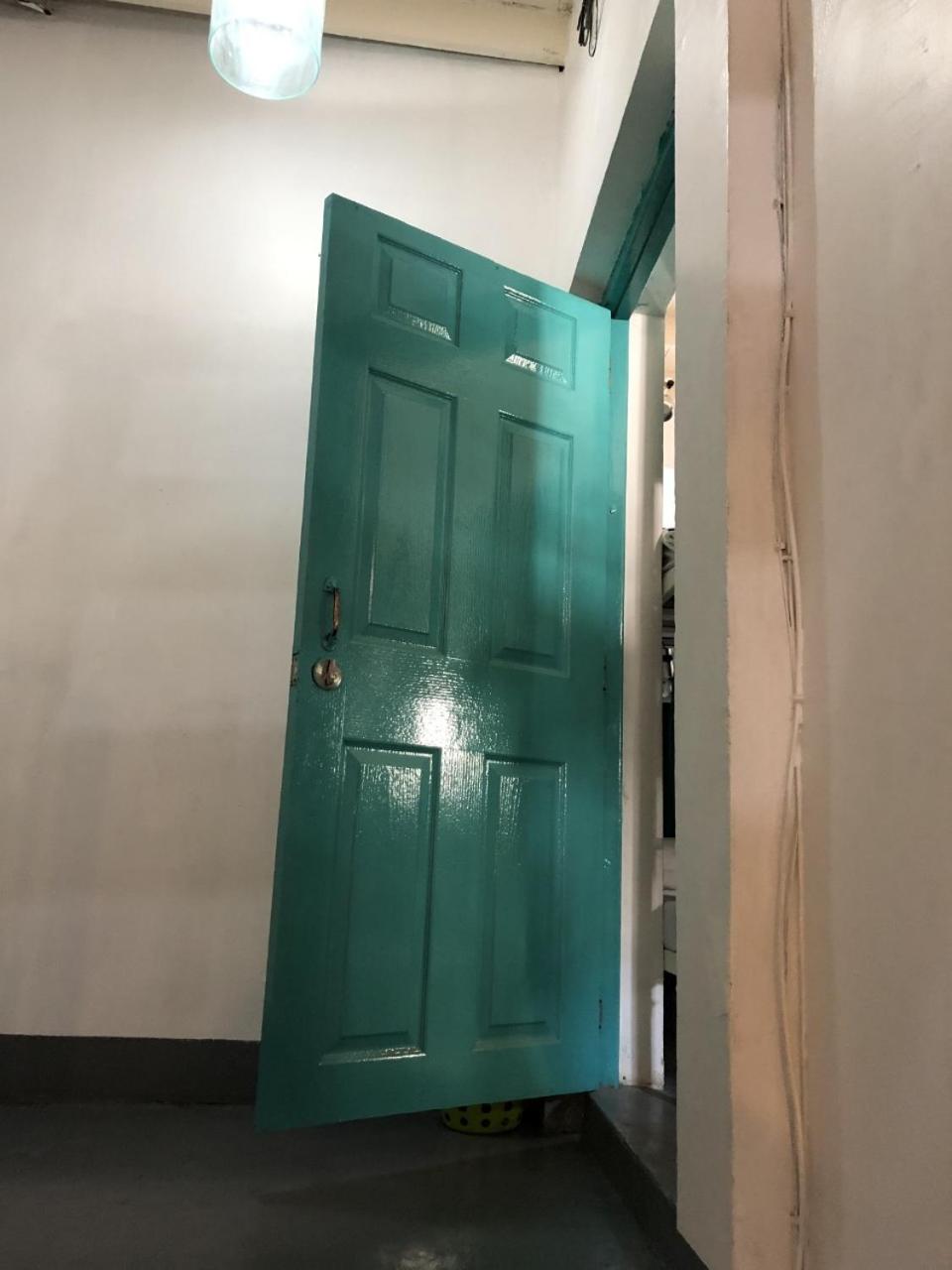 PLOY Hostel