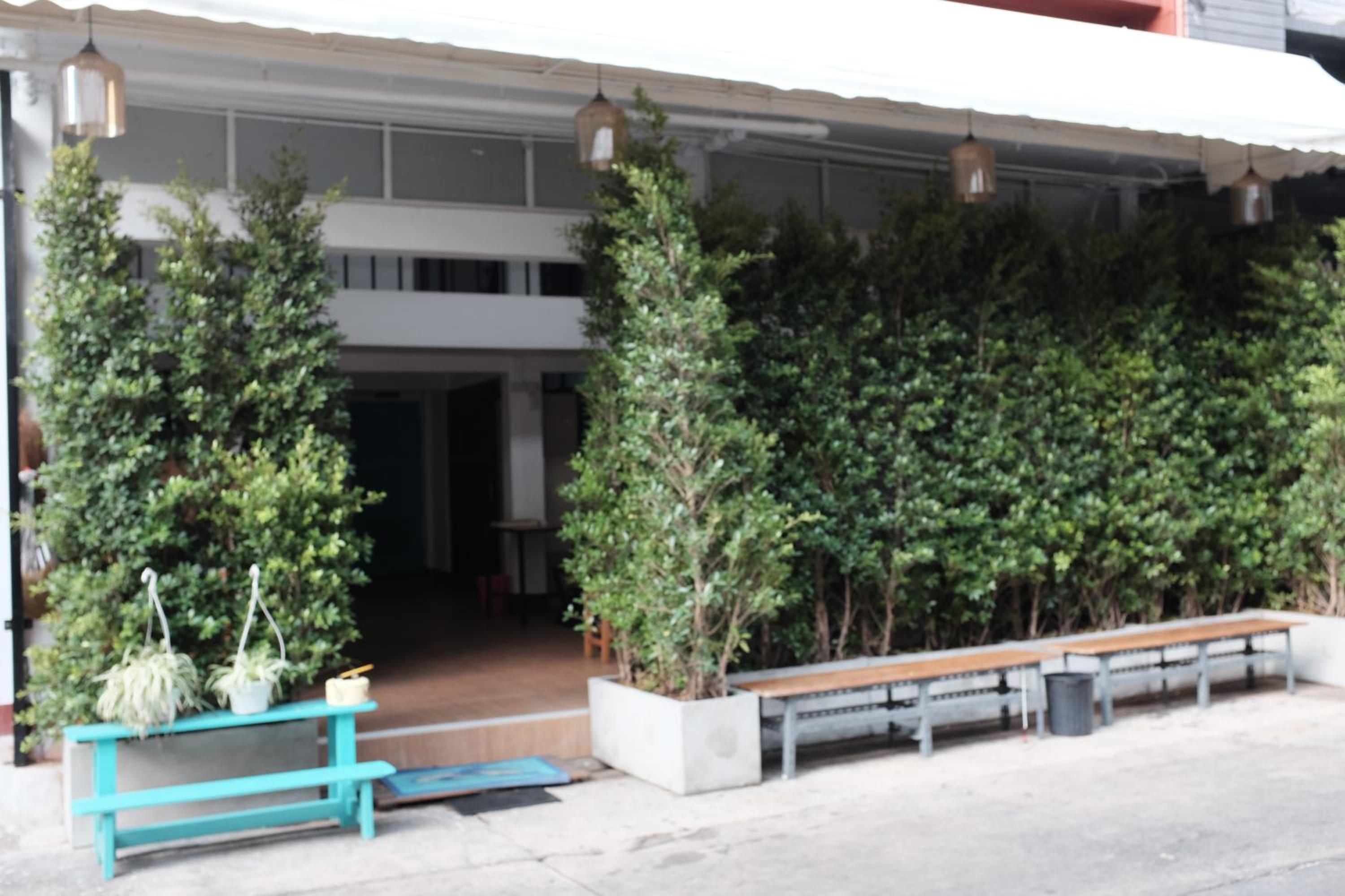 PLOY Hostel