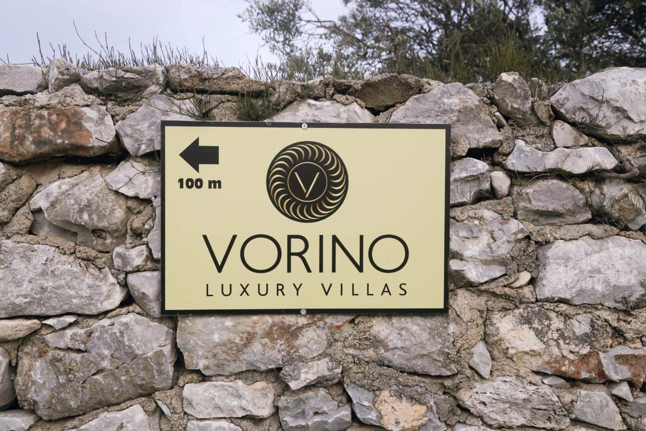 Vorino Luxury Villas view 5