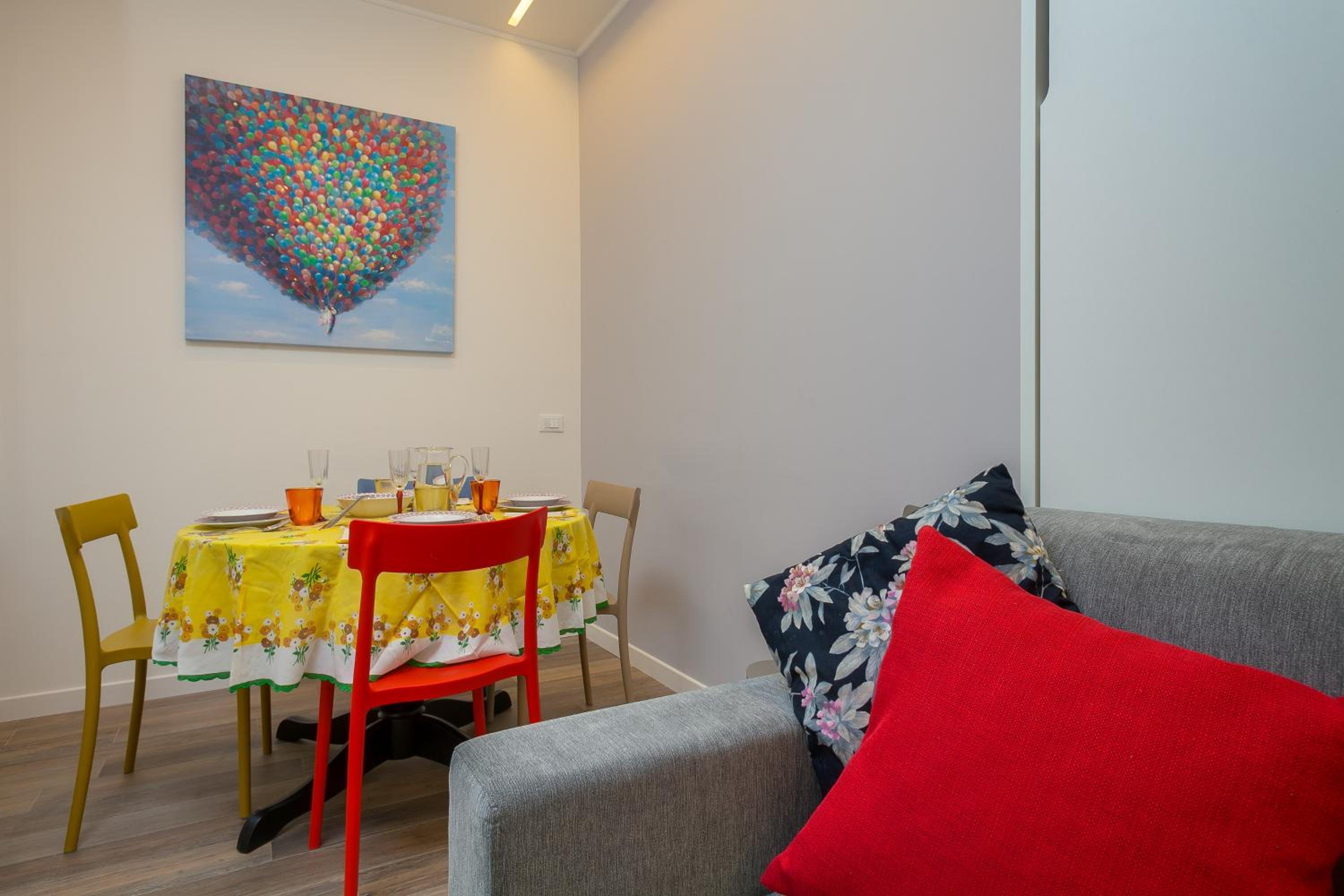 Many Days Apartments
