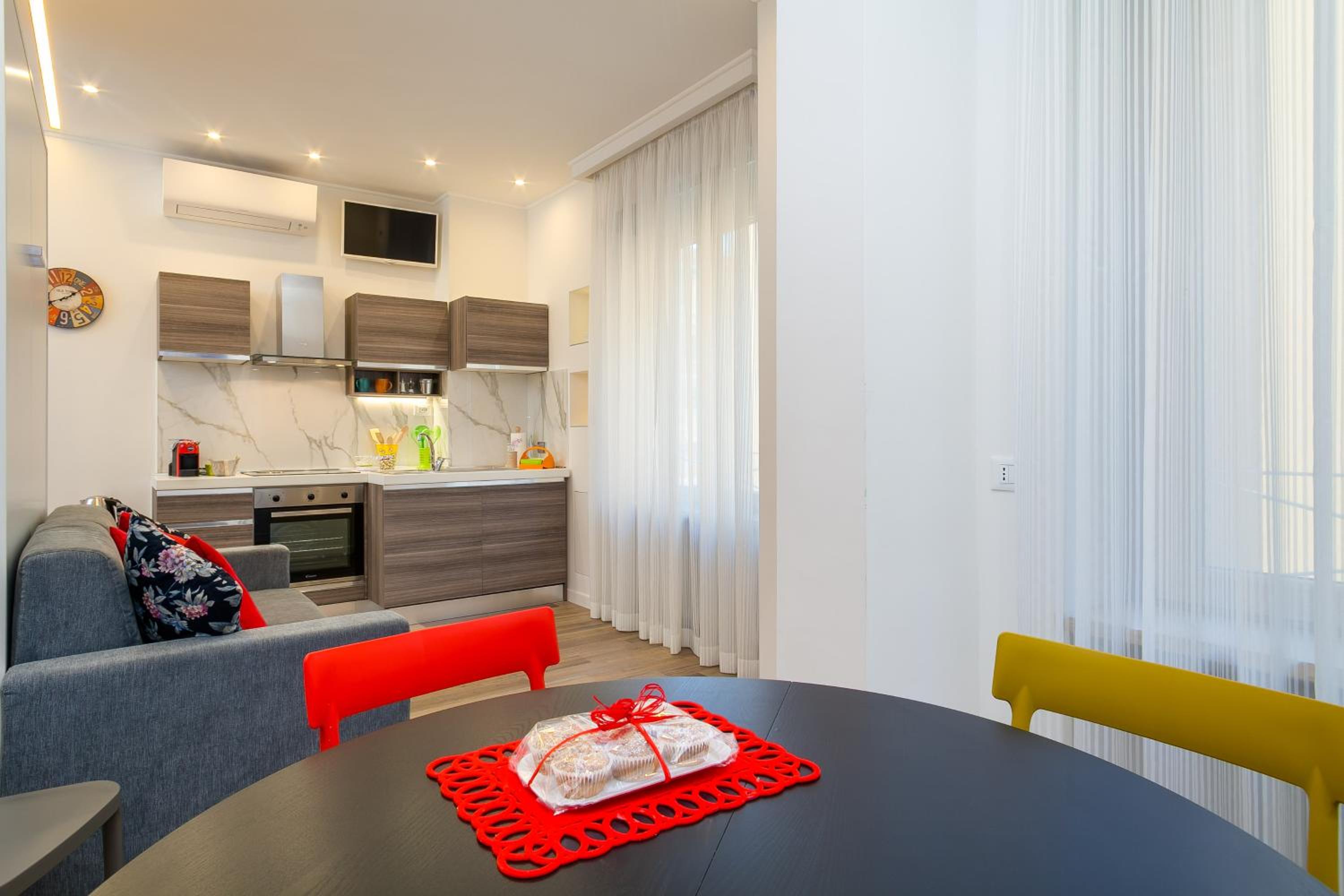 Many Days Apartments