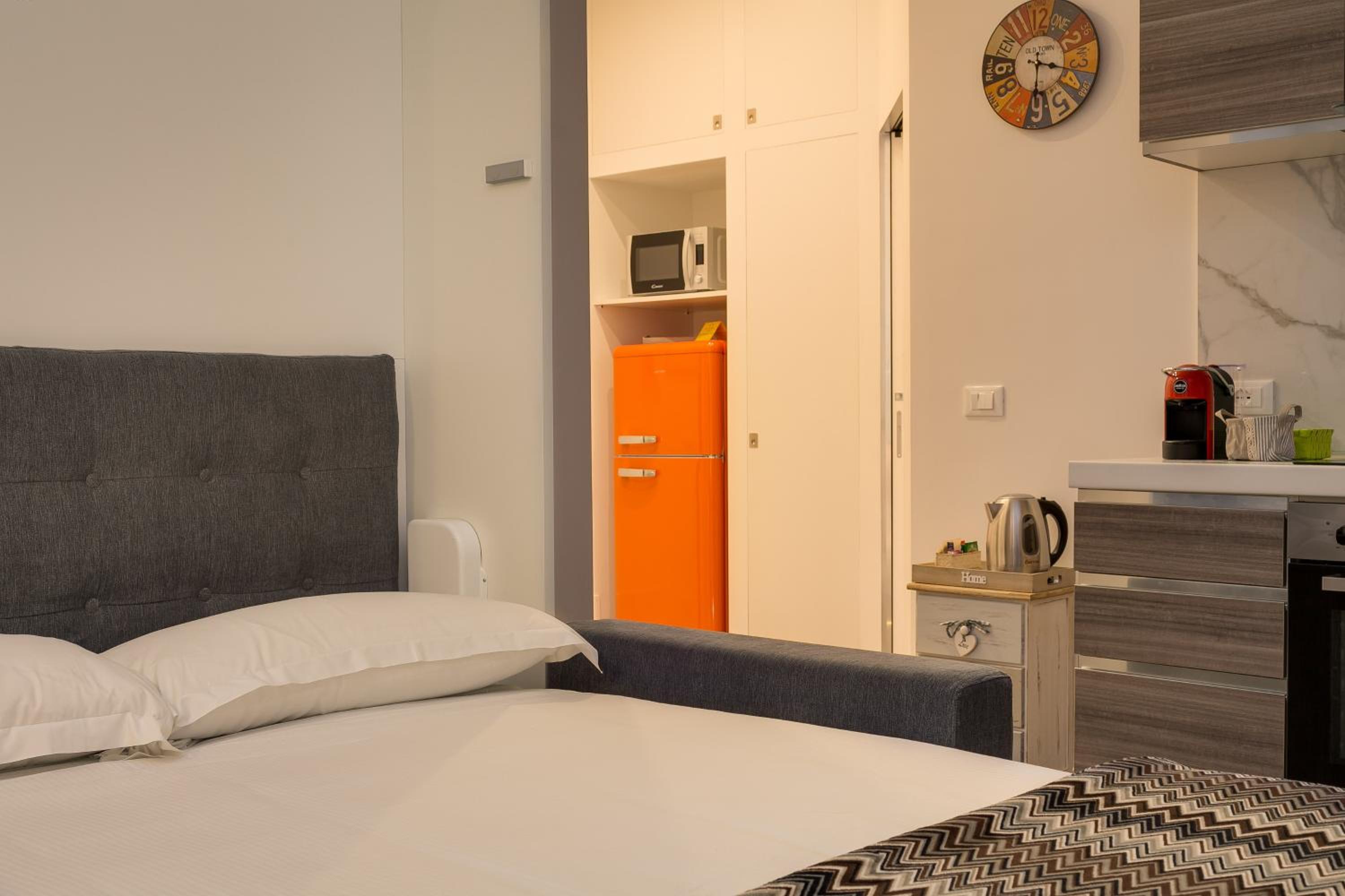 Many Days Apartments