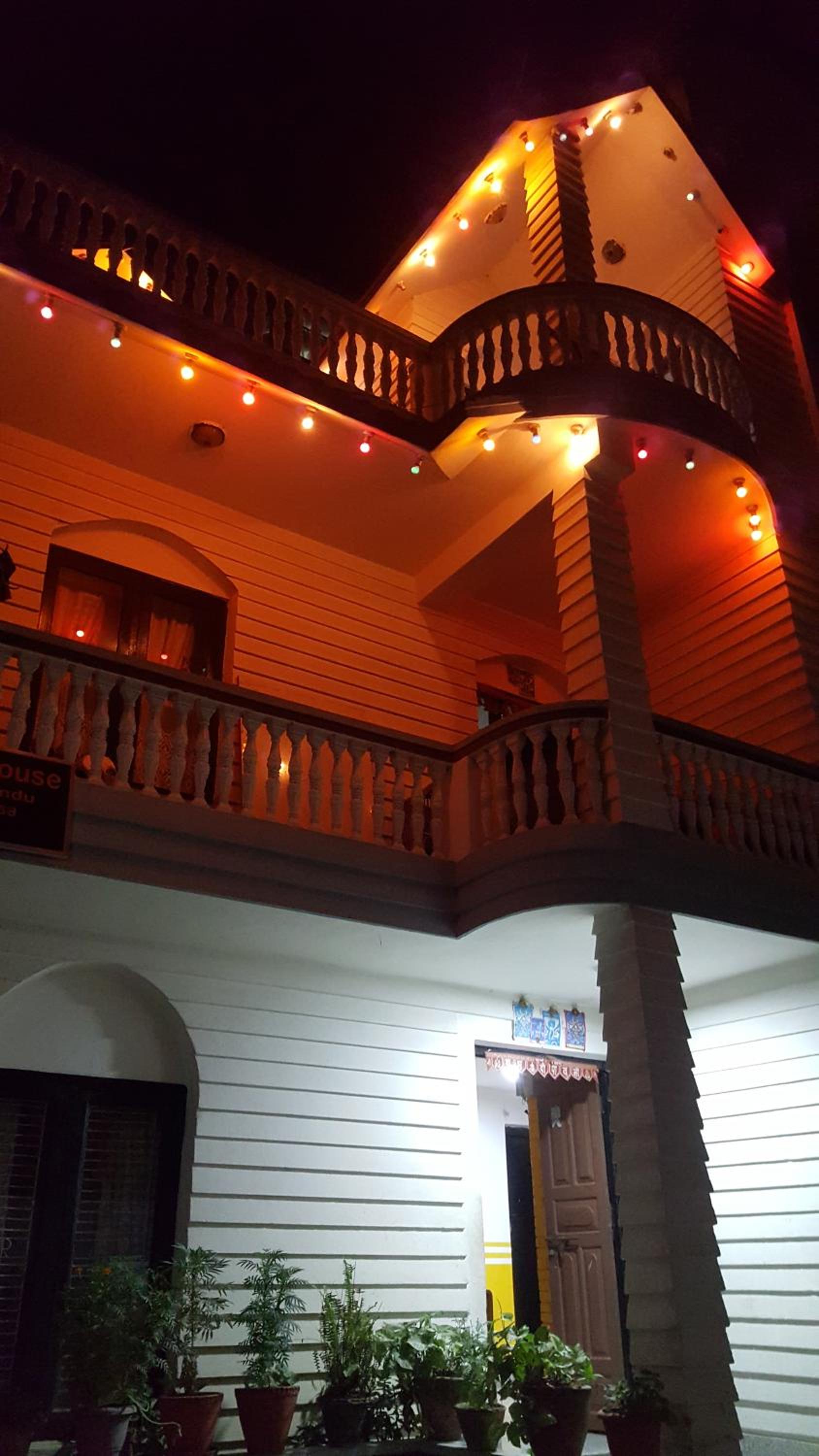 BnB Royal Tourist House Near Tourist Bus Station in Thamel