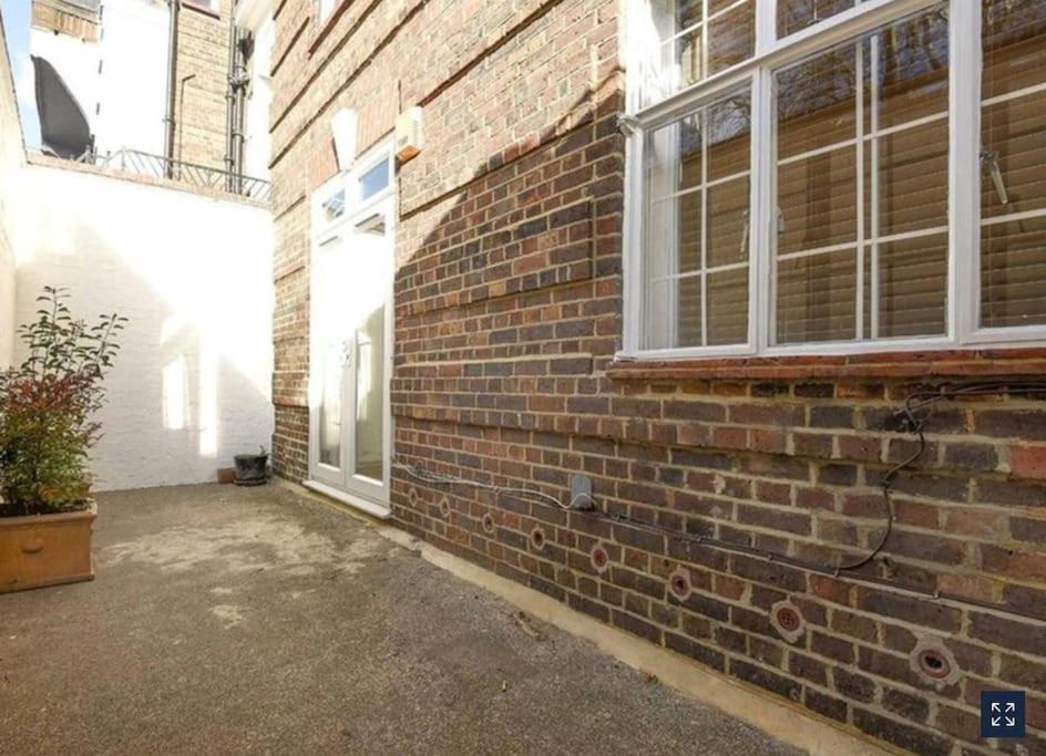 2 Bedroom Apartment just off Kings Road