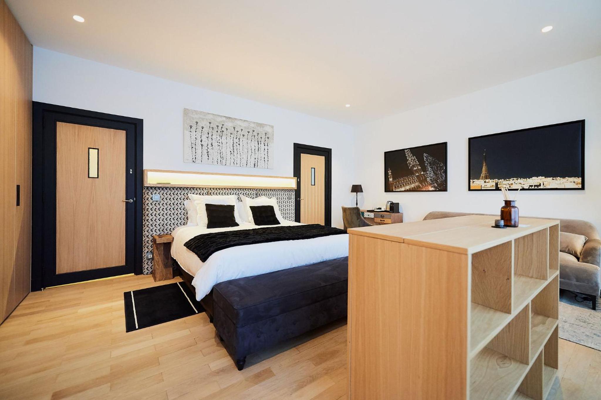 B&B Suites 124