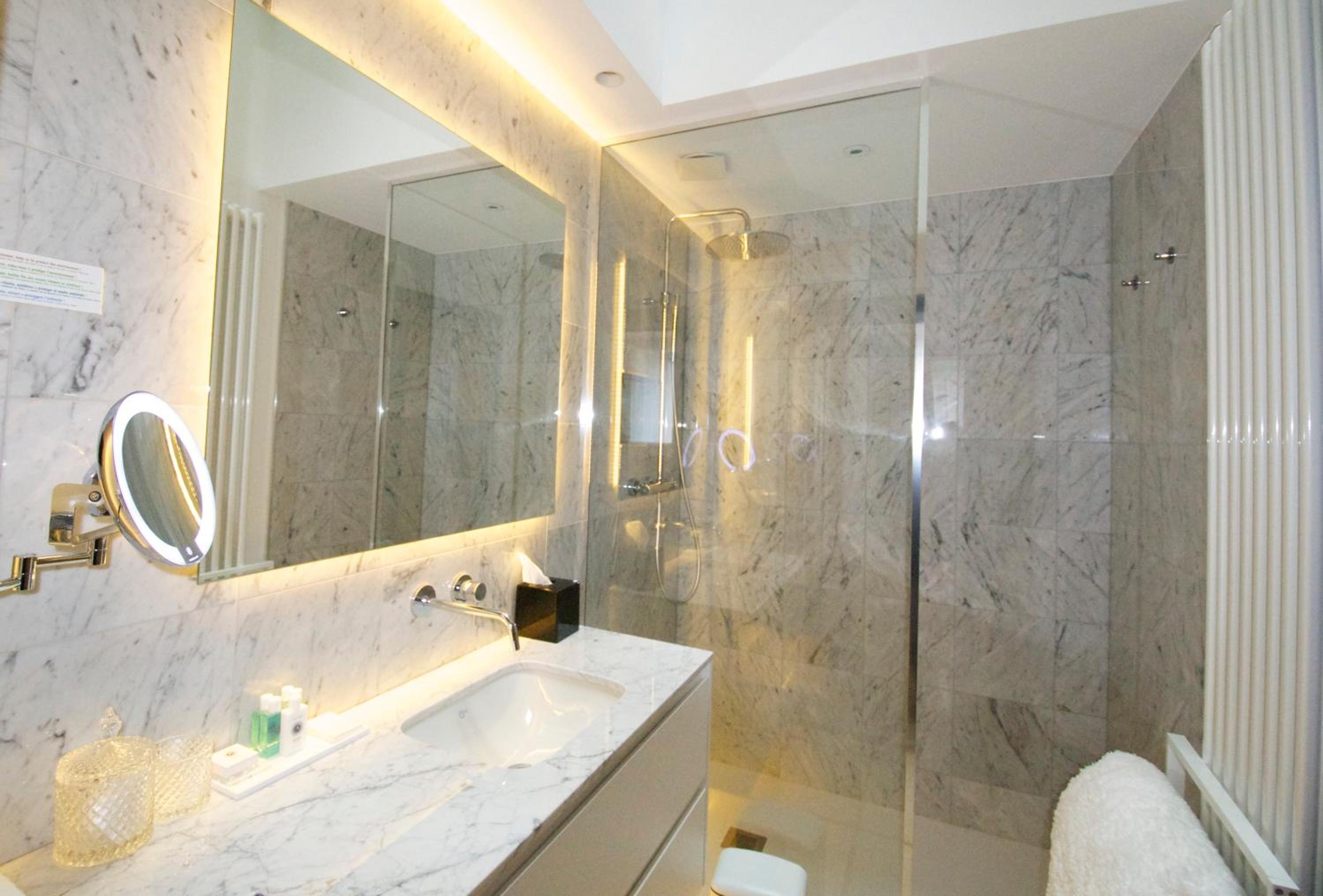 B&B Suites 124