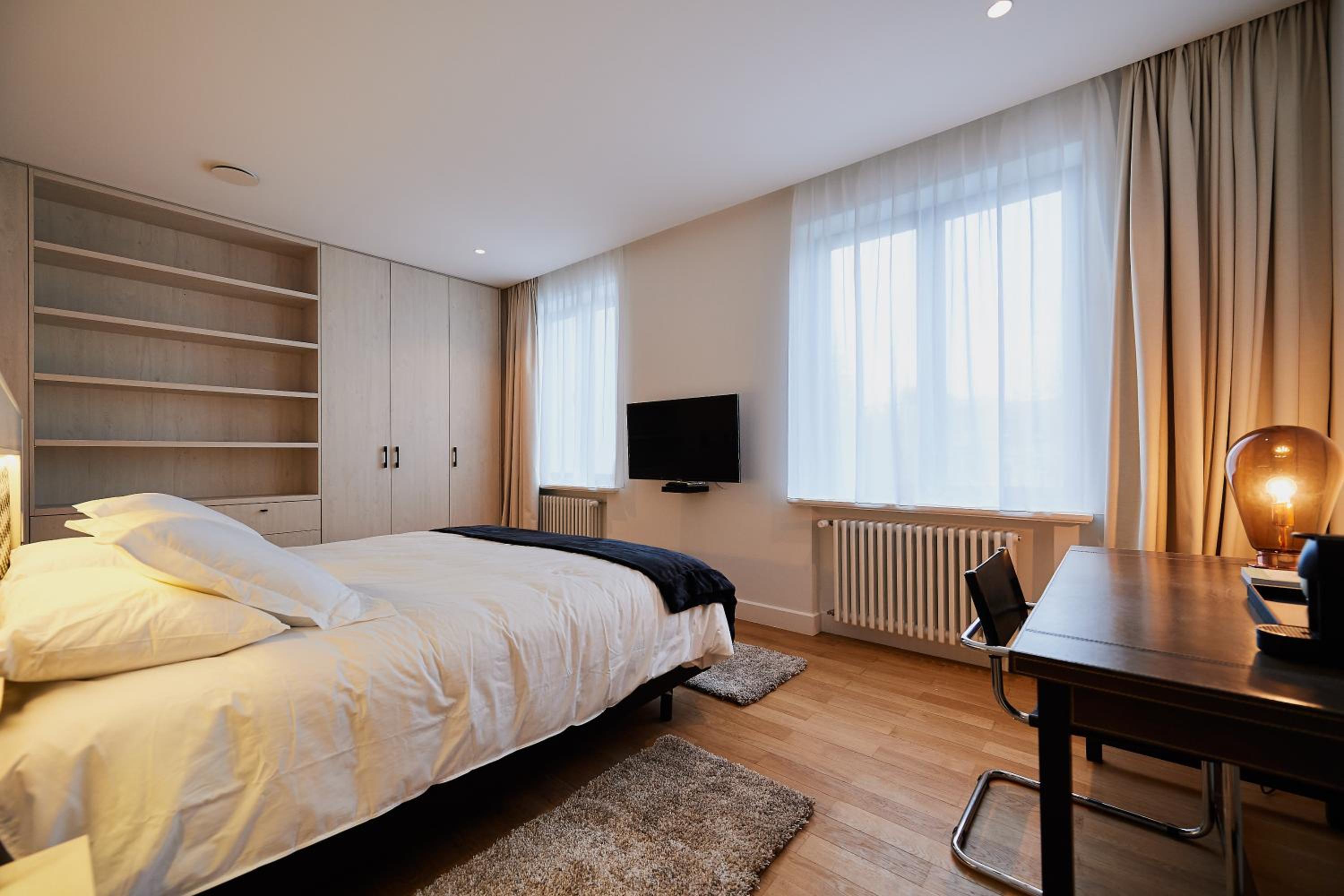 B&B Suites 124