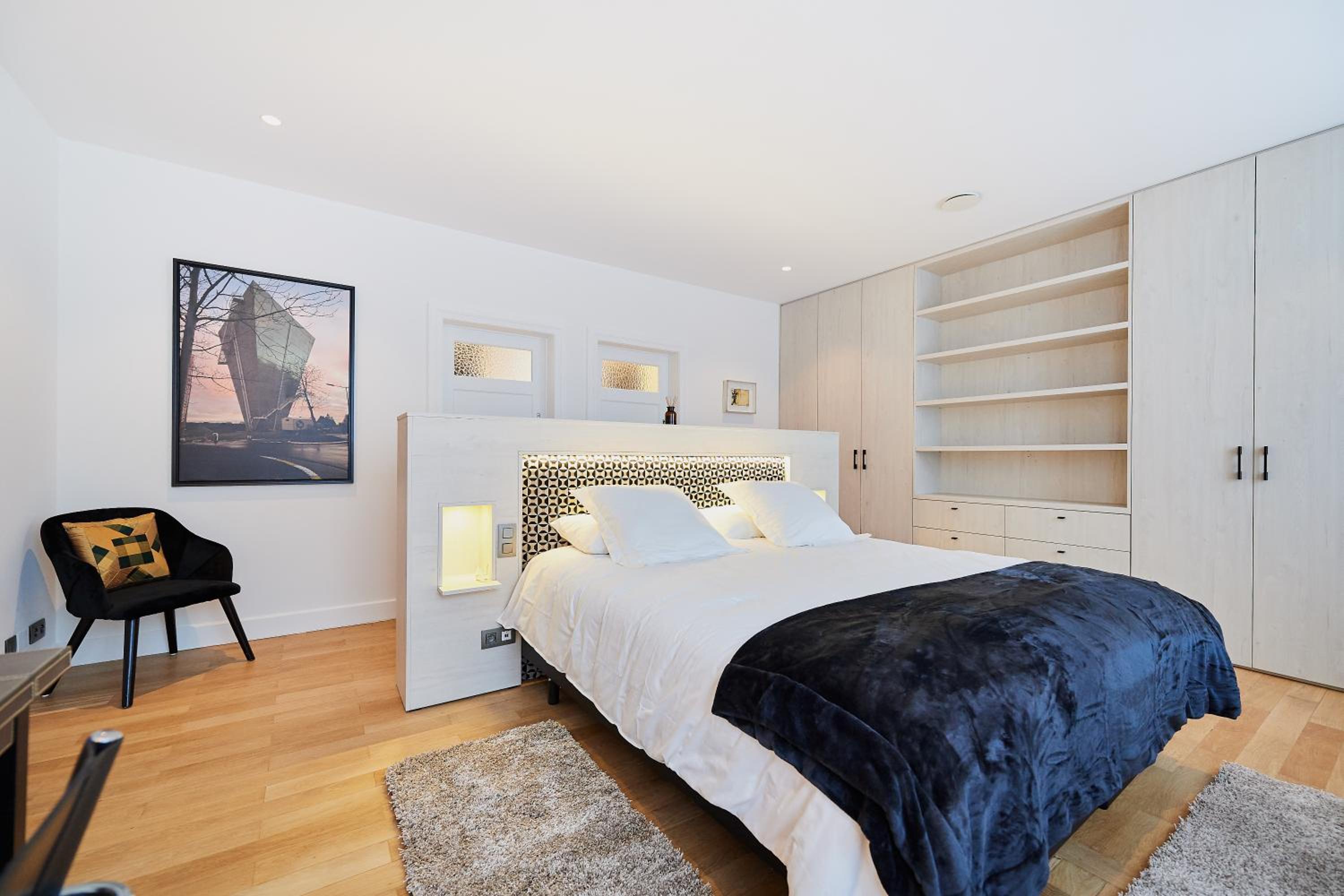B&B Suites 124