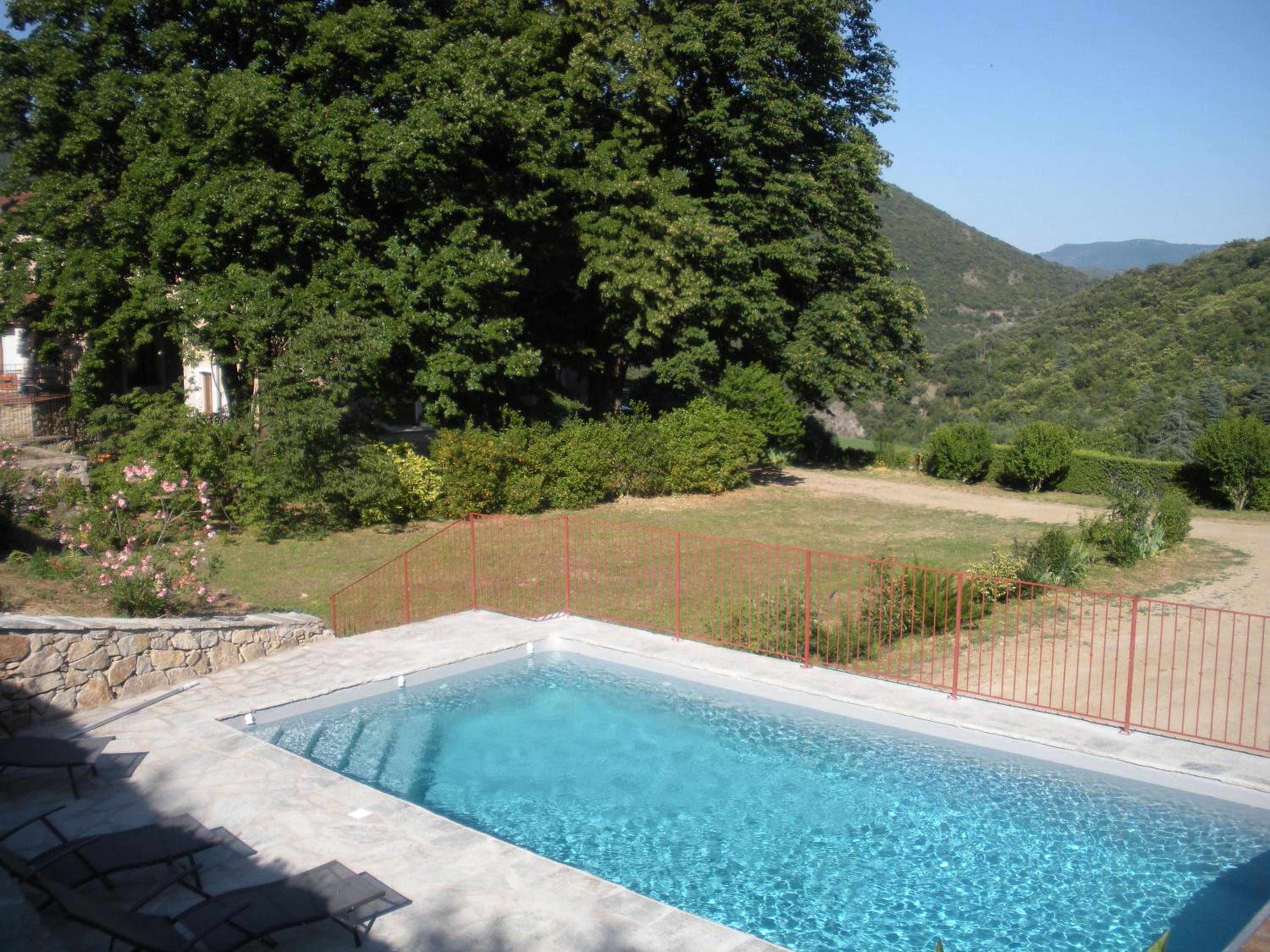 Gite Mas Des Combes view 2