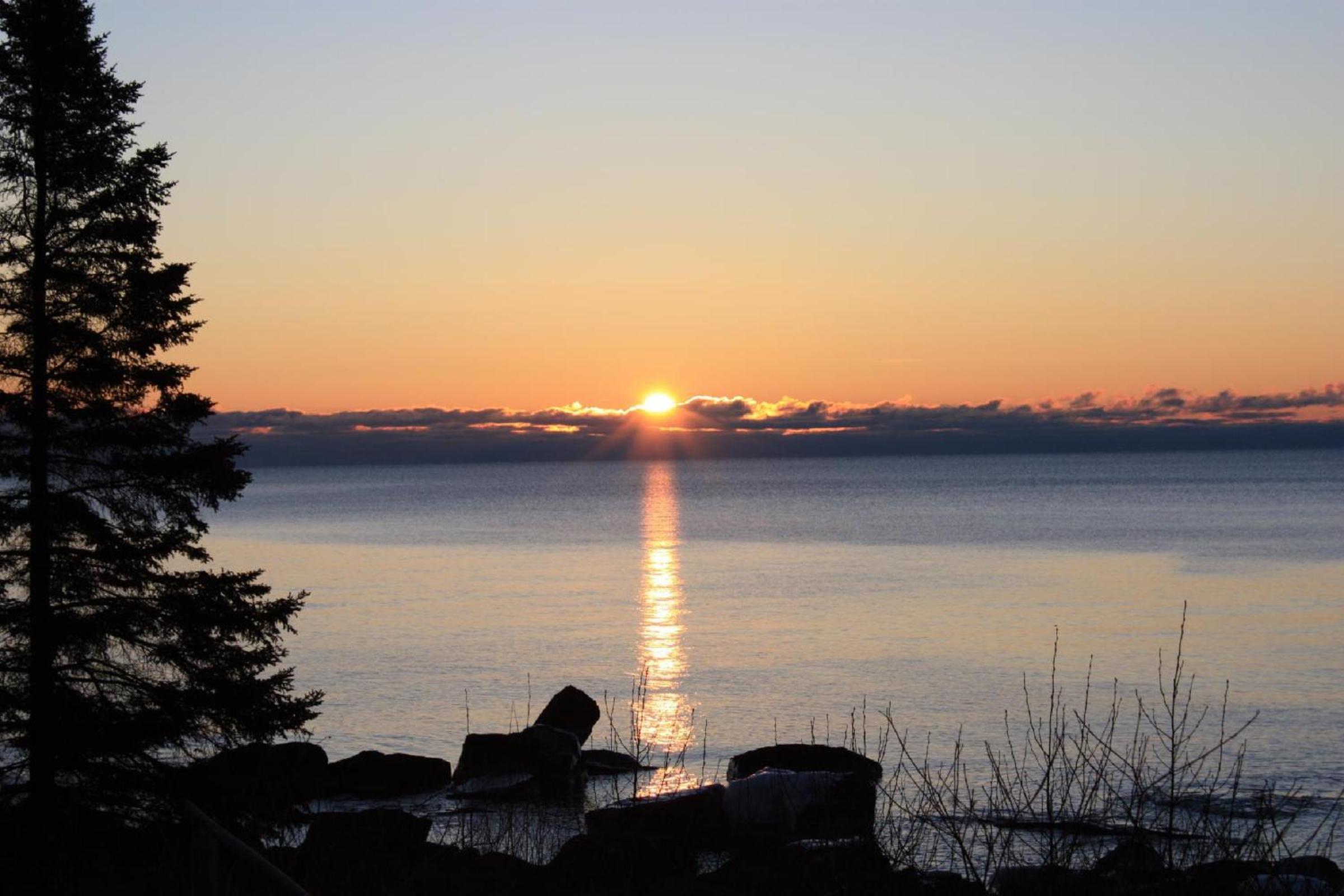 Cove Point Lodge