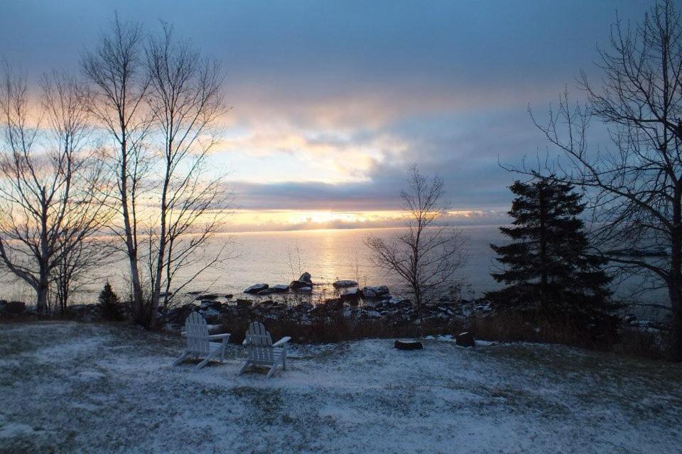 Cove Point Lodge