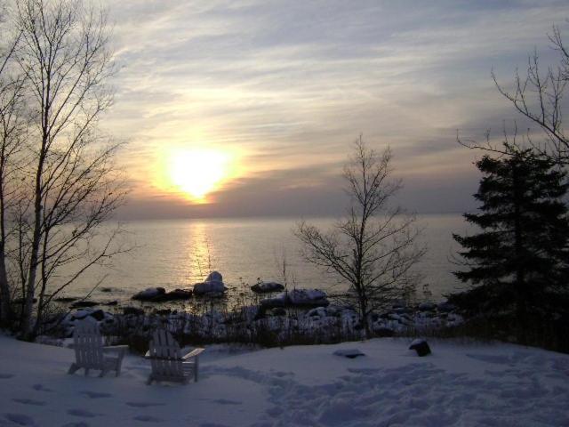 Cove Point Lodge