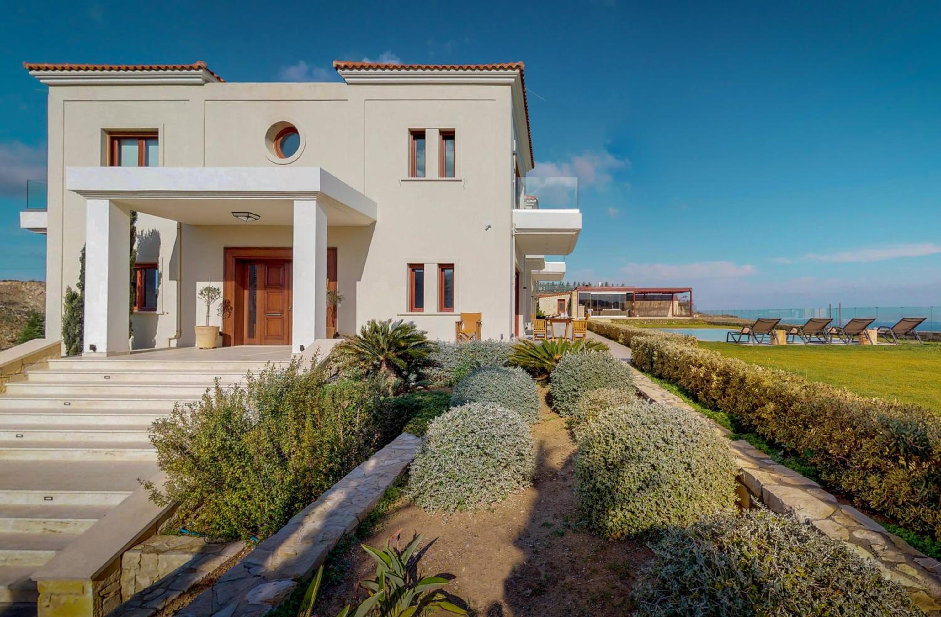 Ocean Villas Complex view 4
