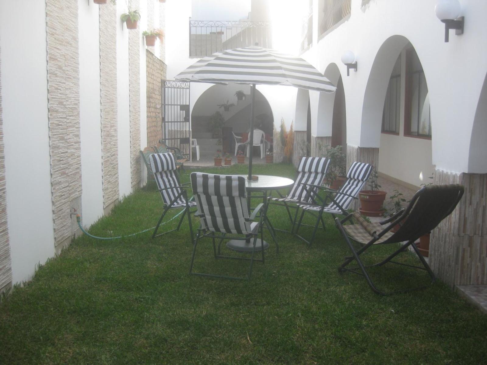 Photo 8