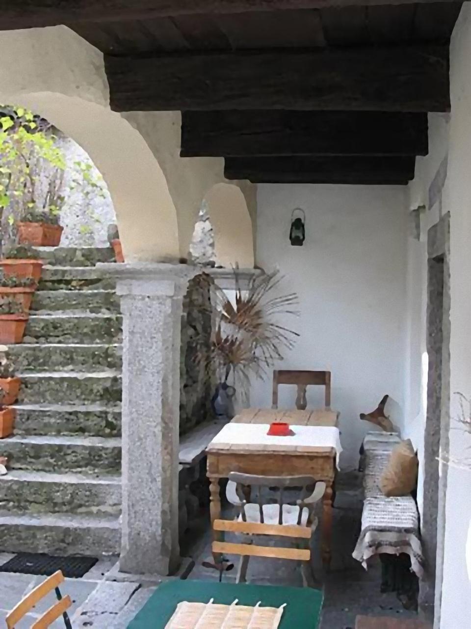 Photo 44