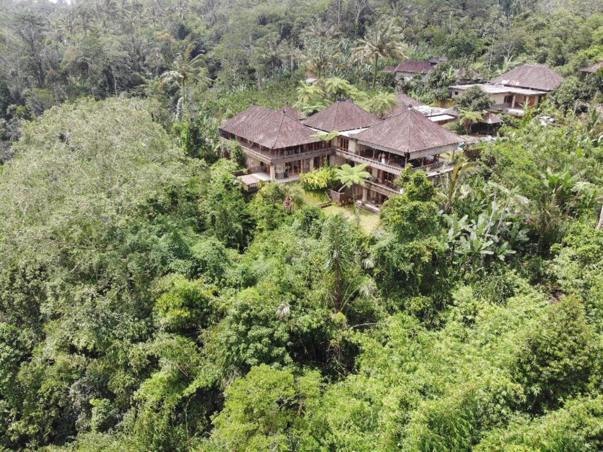 Villa Wastra view 4