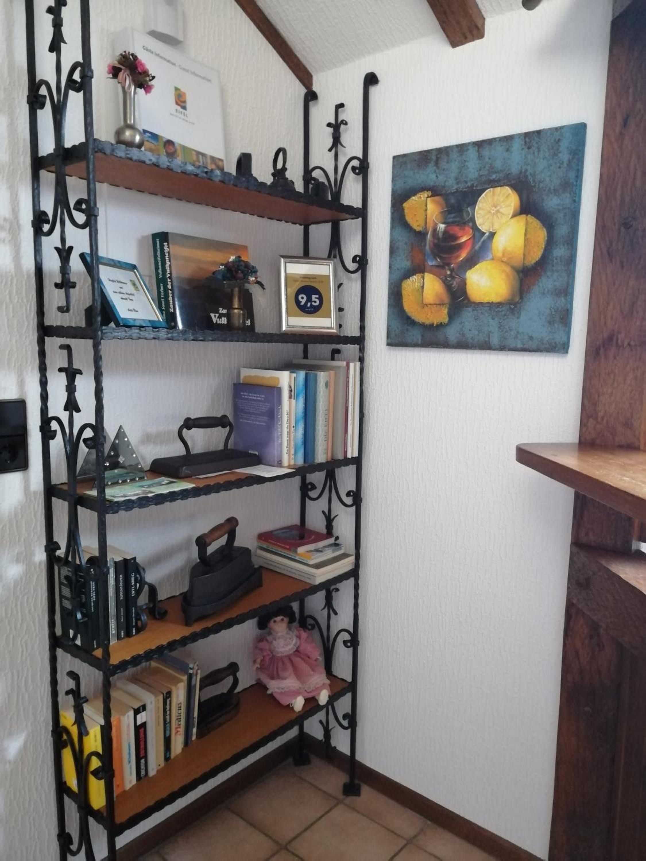 Photo 8