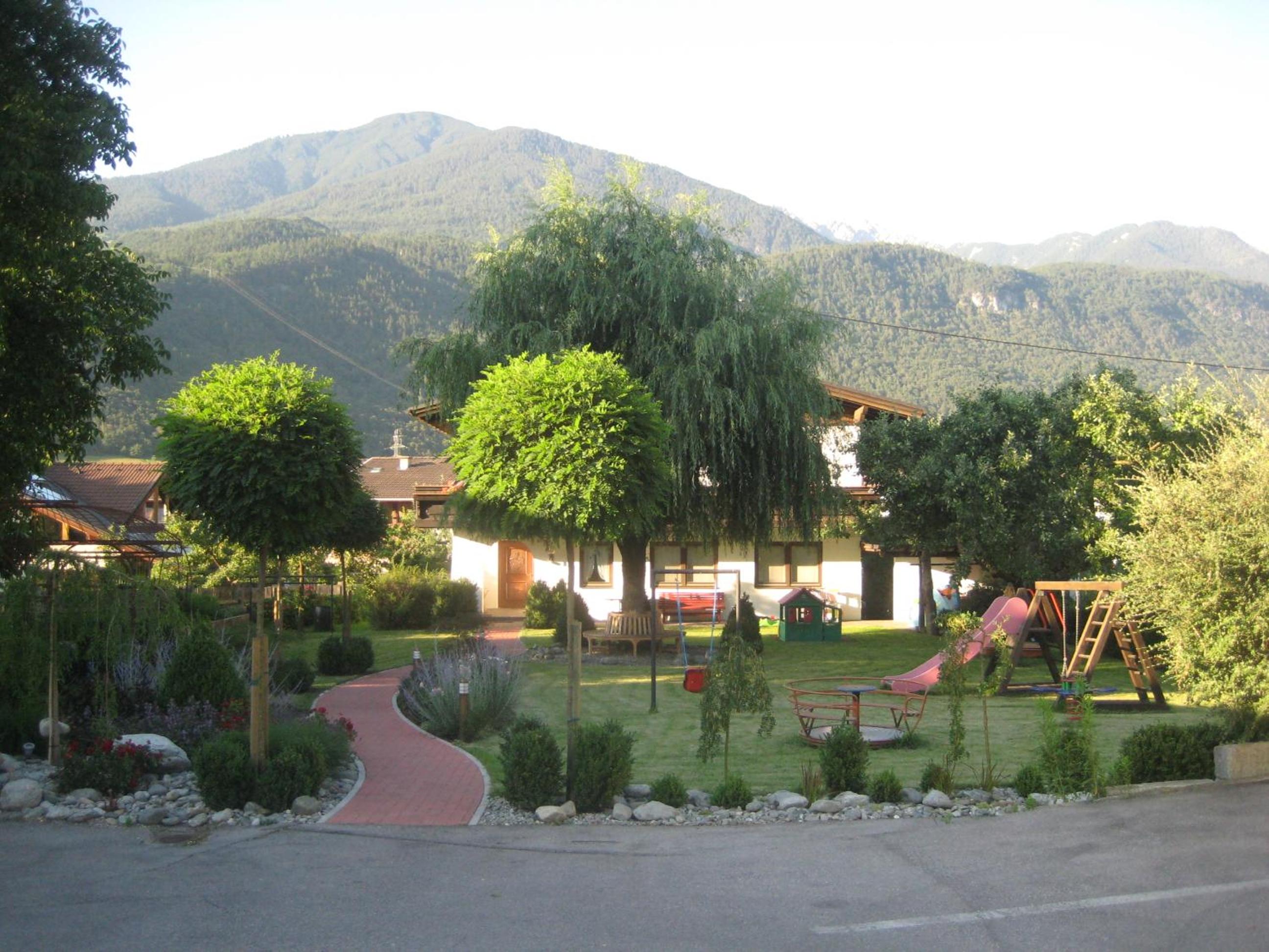 Photo 11