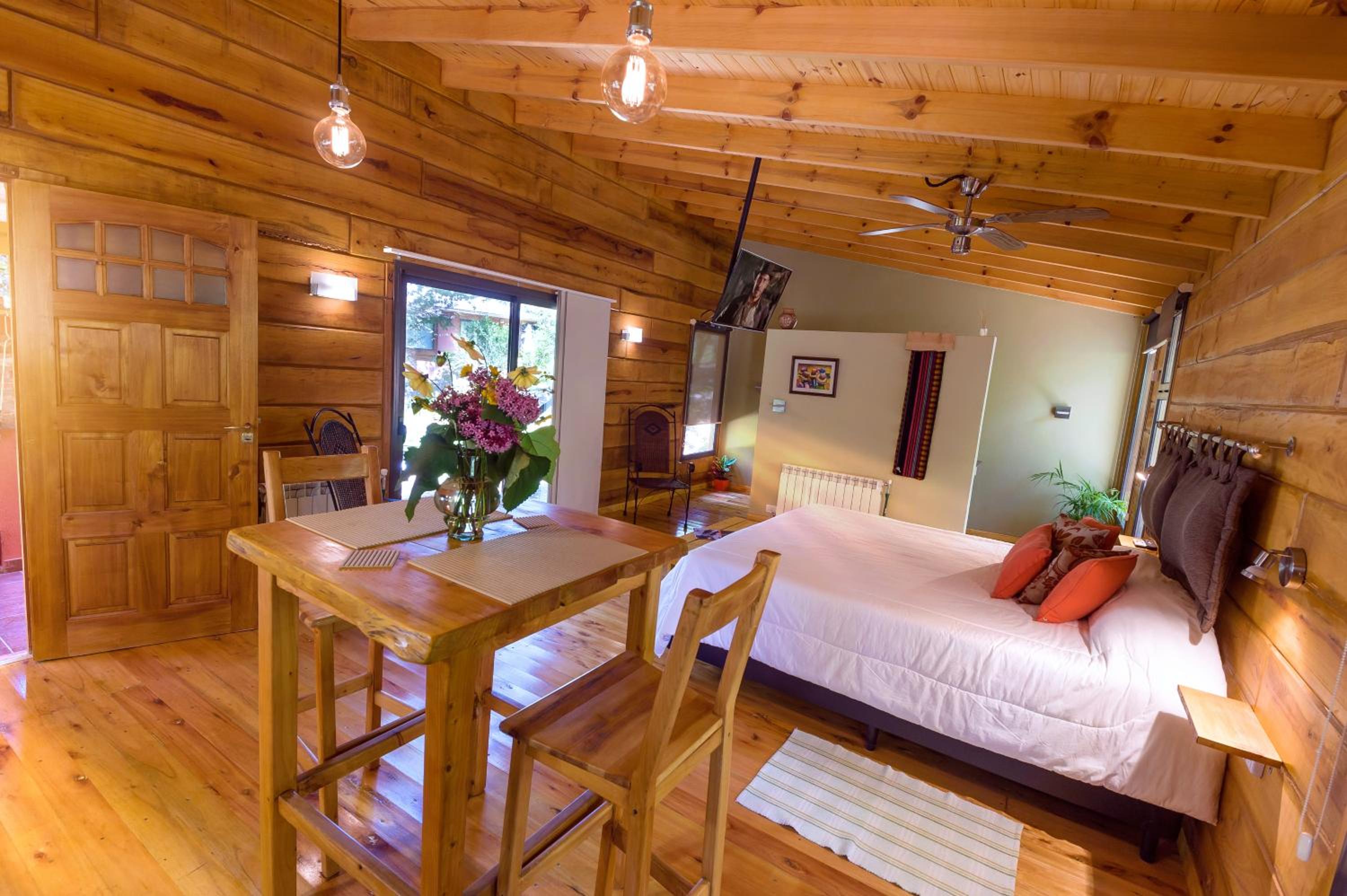 Akapana Suites