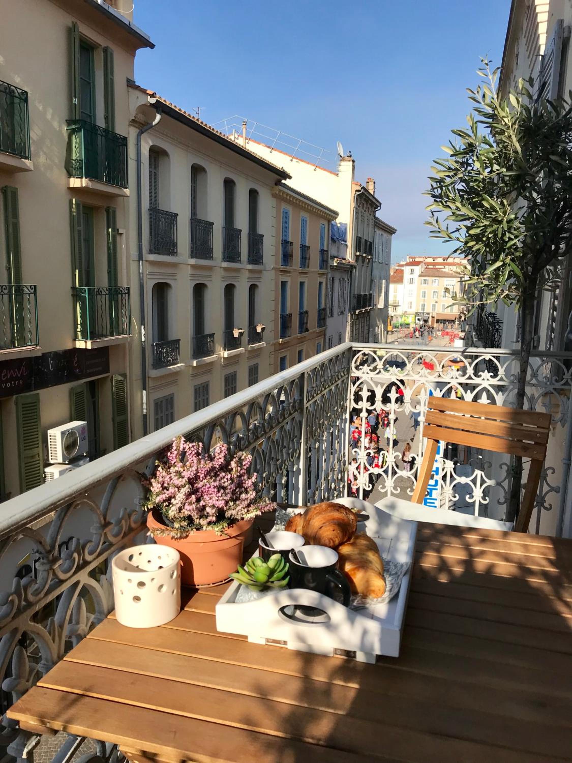 Pimms Apartment view 5
