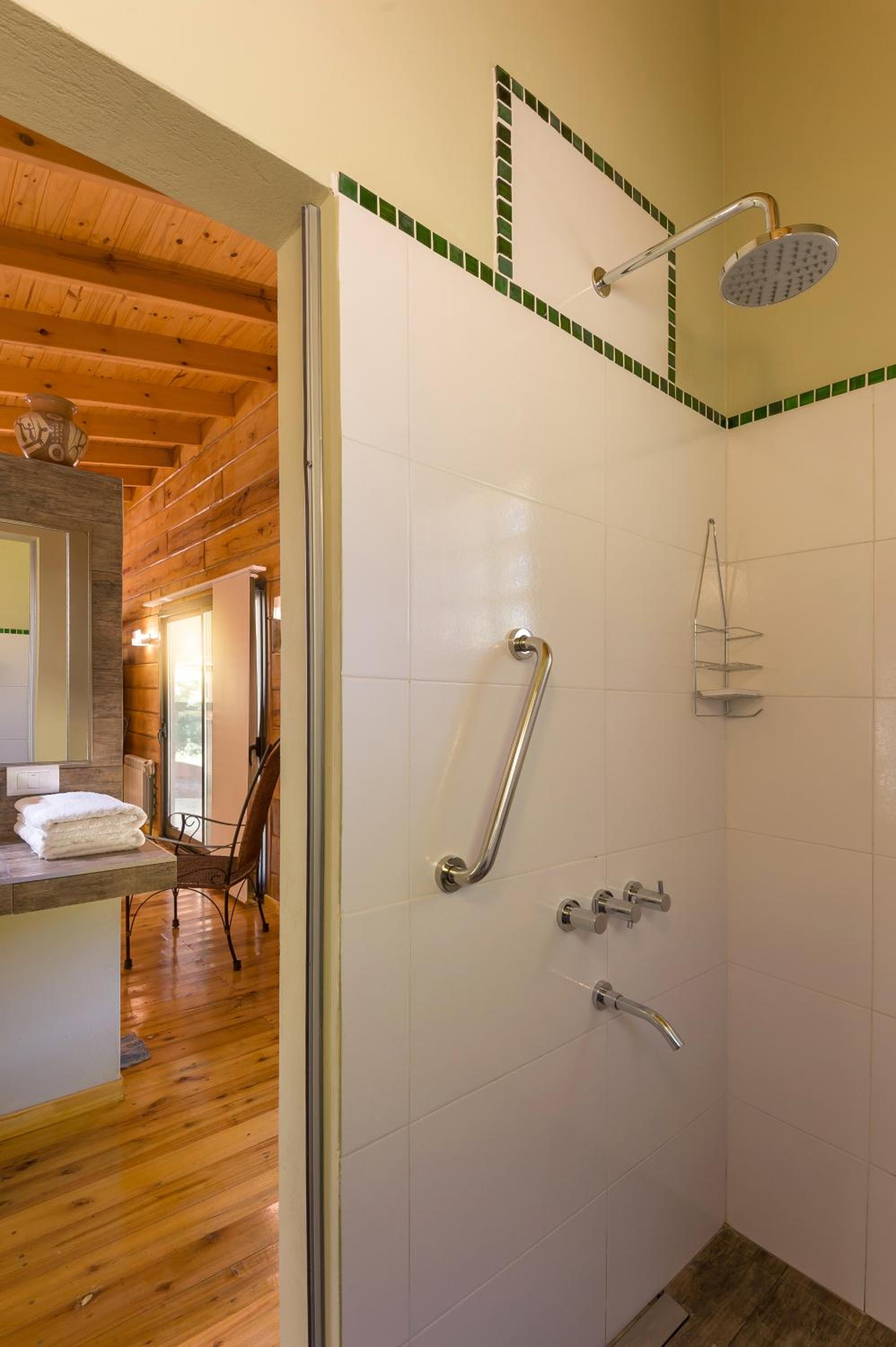 Akapana Suites