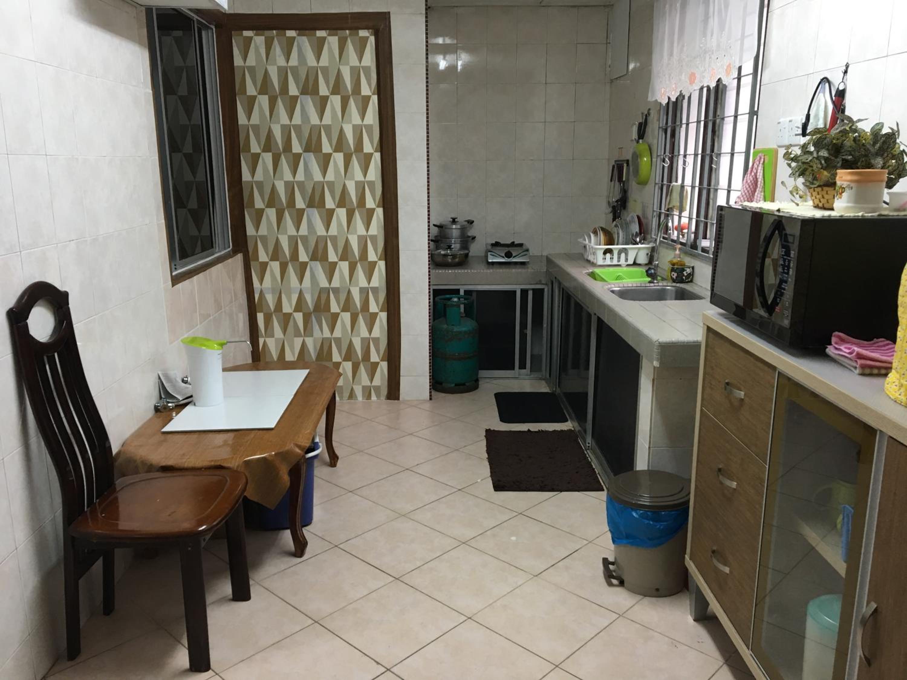 RB Double Storey Bandar Tasik Selatan Homestay