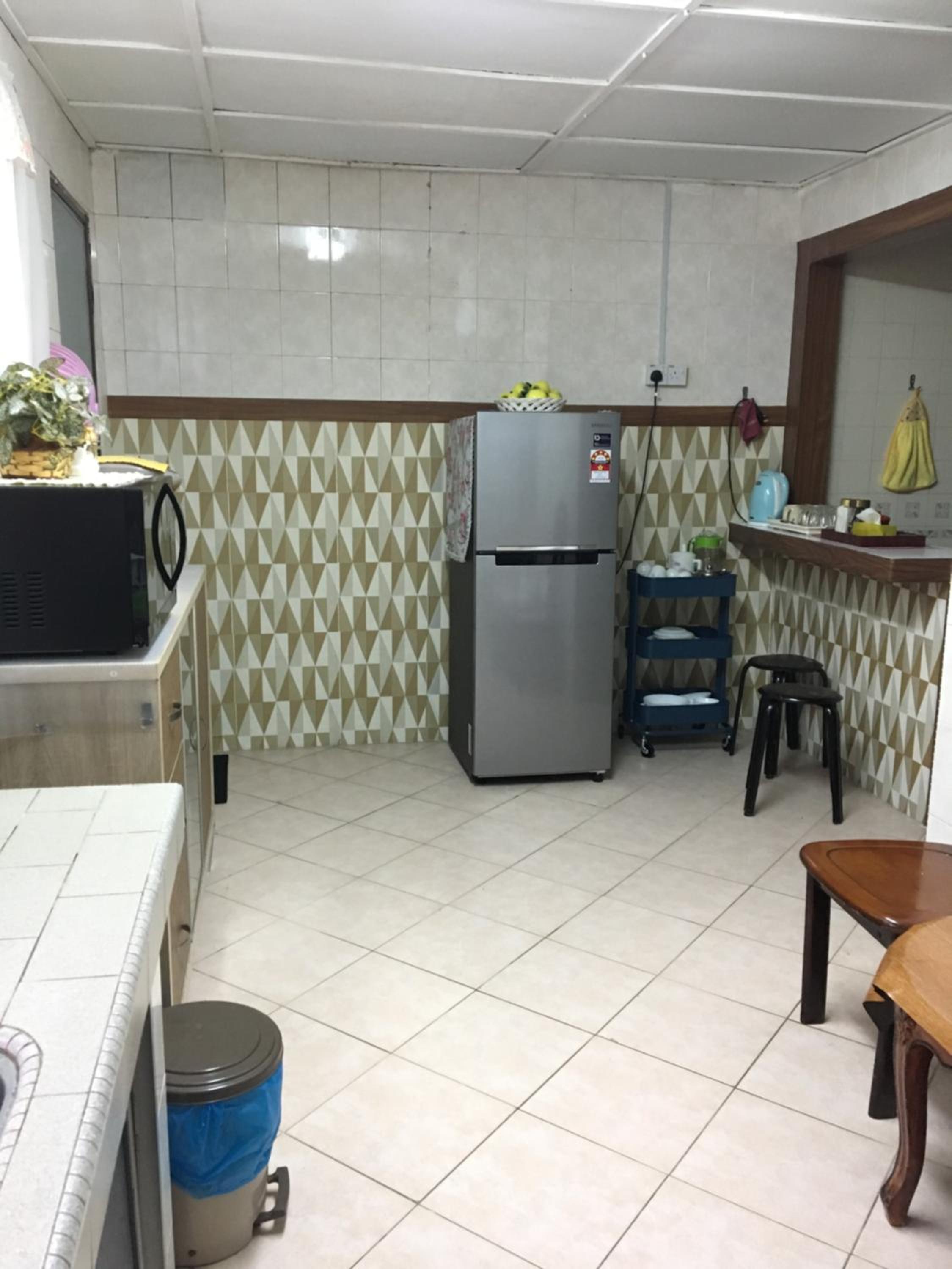 RB Double Storey Bandar Tasik Selatan Homestay