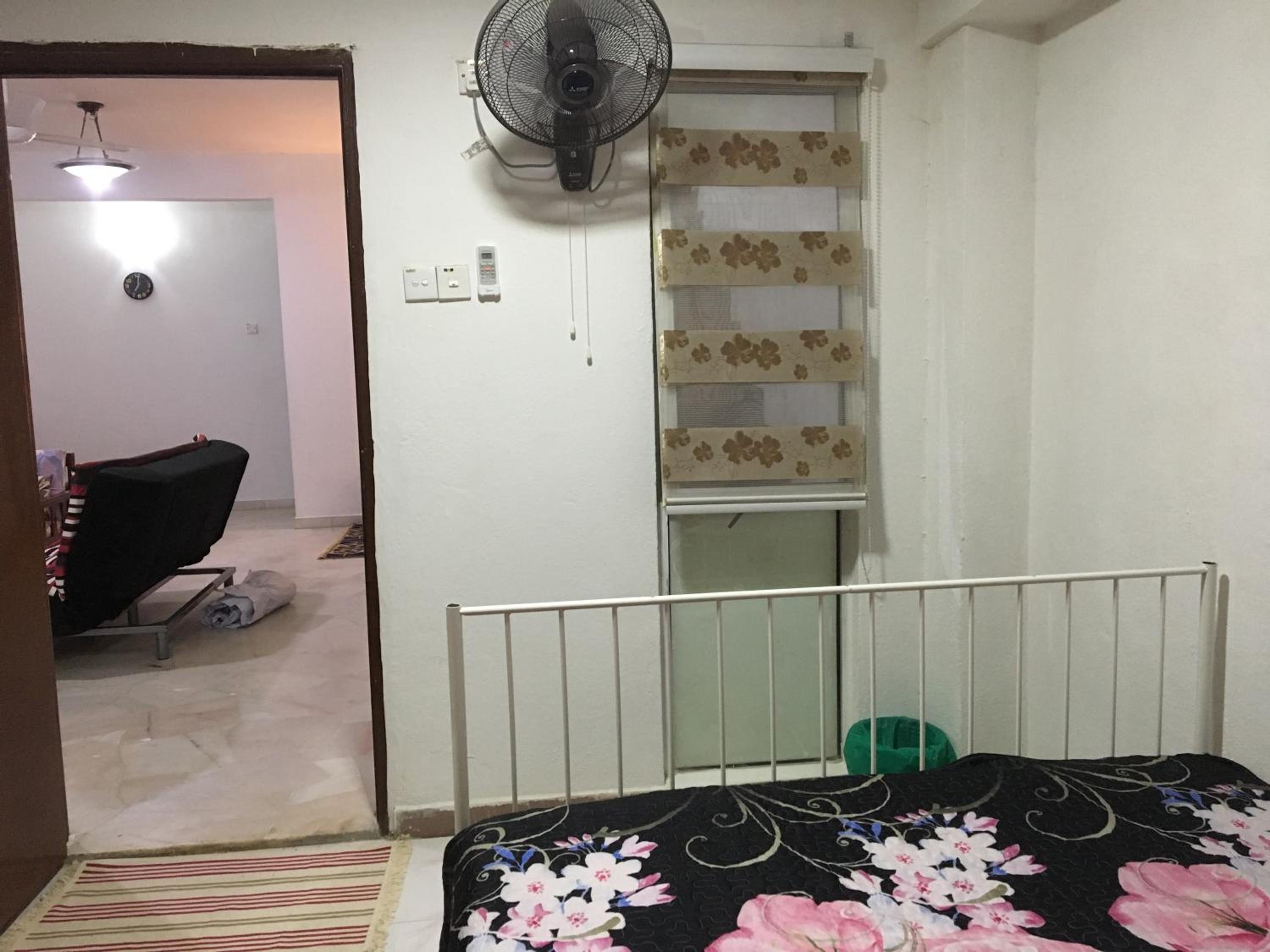 RB Double Storey Bandar Tasik Selatan Homestay