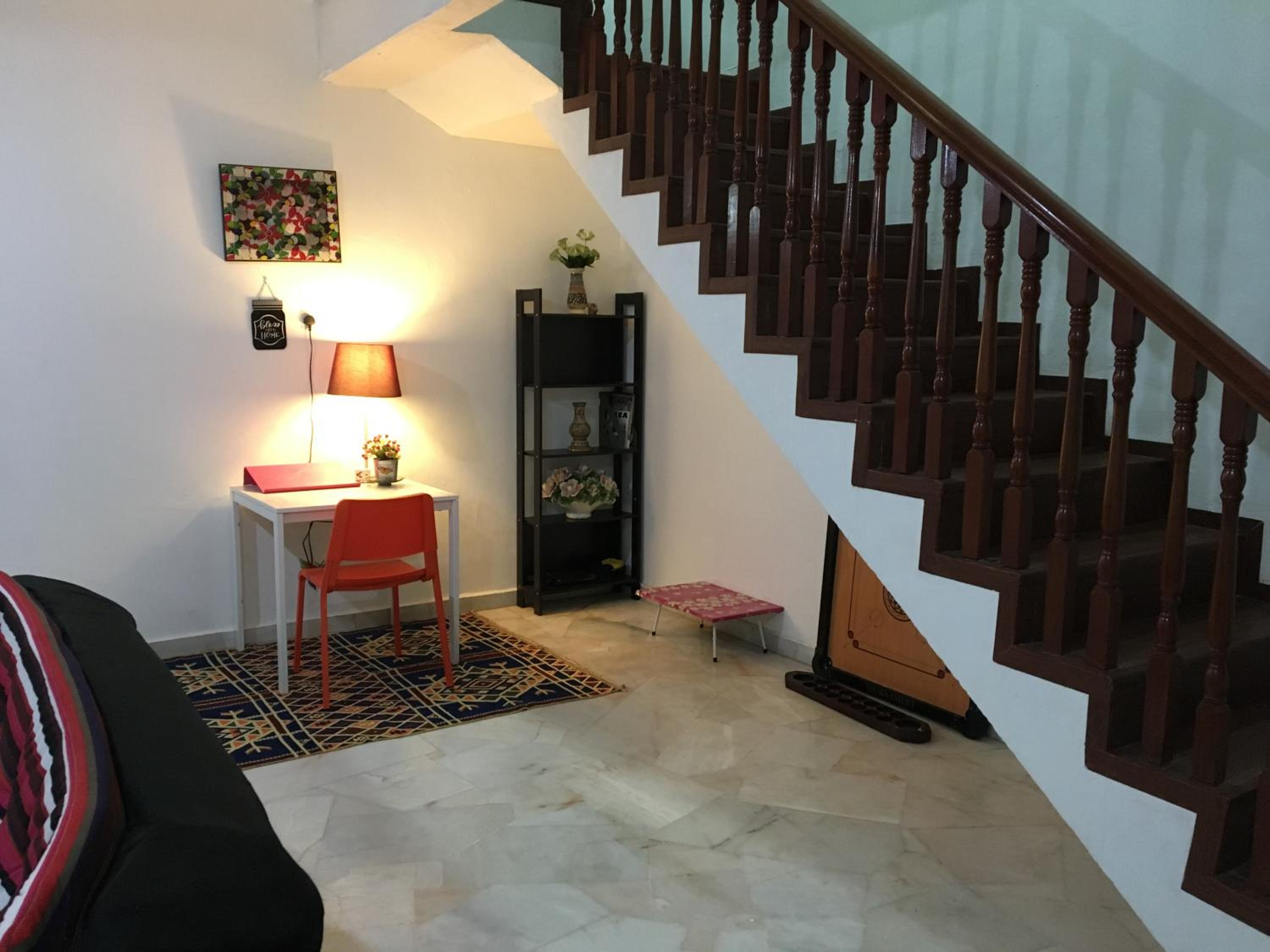 RB Double Storey Bandar Tasik Selatan Homestay