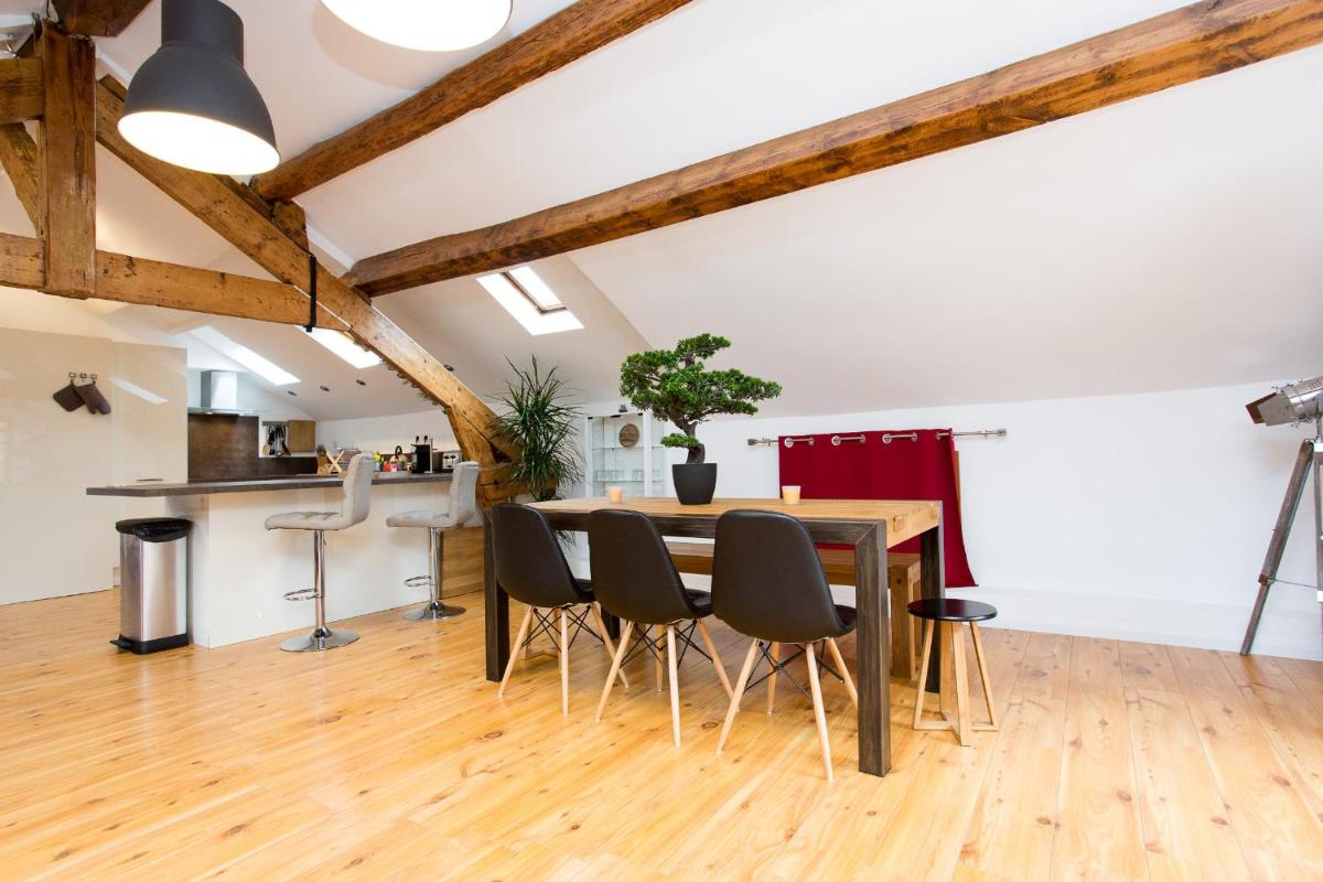 Big loft 107m2, 10min walk to Palais des Festivals photo 5