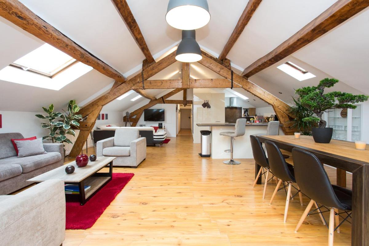 Big loft 107m2, 10min walk to Palais des Festivals photo 1