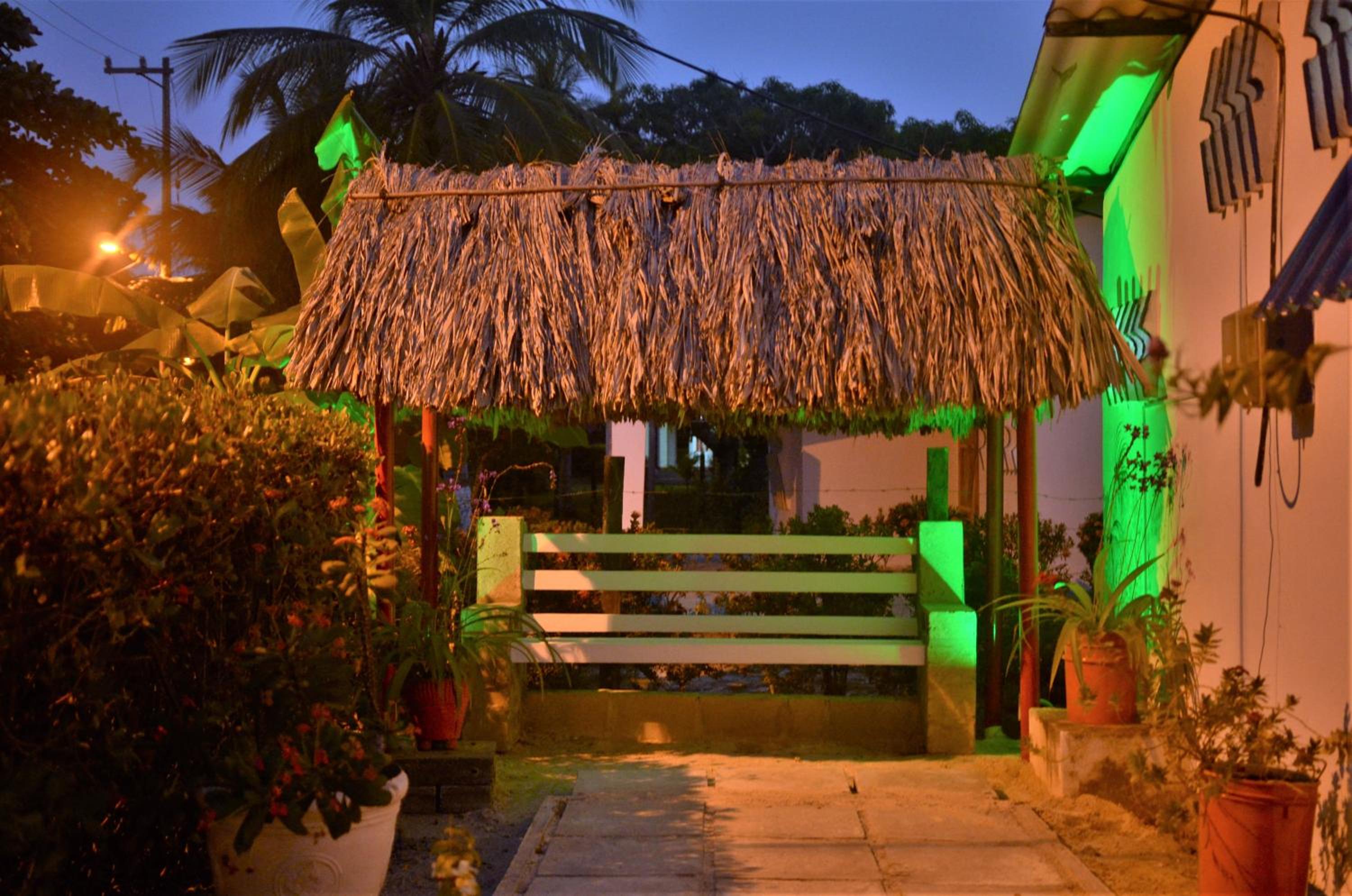 Cabañas Los Juanchos Coveñas