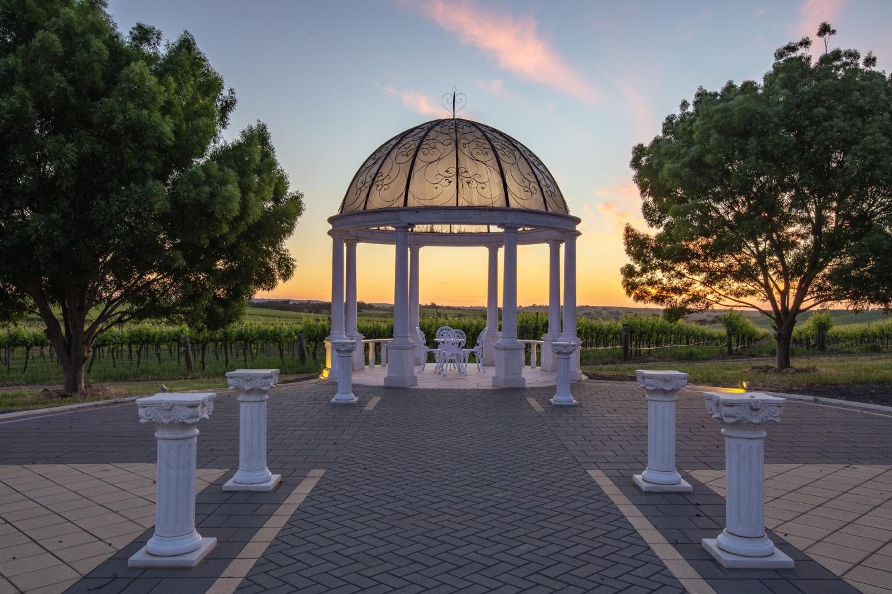 1837 Barossa Luxury Vineyard Cottages
