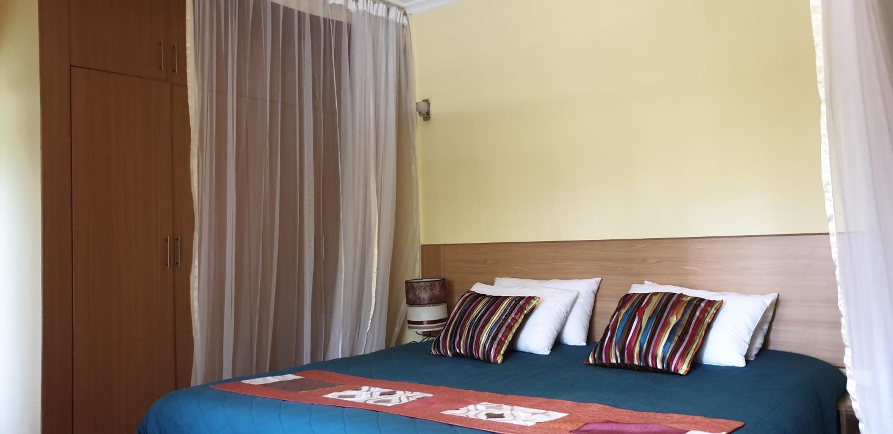 Spurwing Guest House