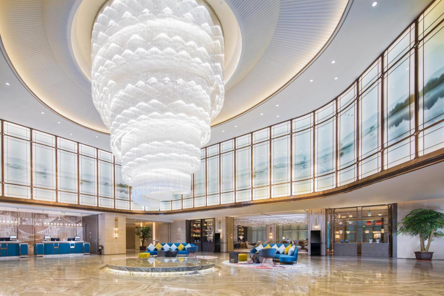 Jiading Vacations - Auto City Ruili Hotel - Property Image 1