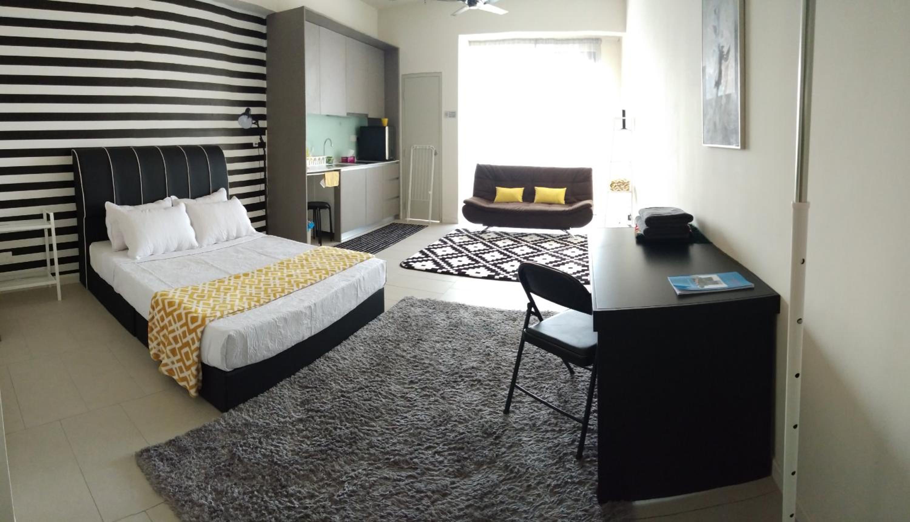 Mufasa Suites at Tamarind Suites with Wifi Netflix Coway Level 8 photo 2