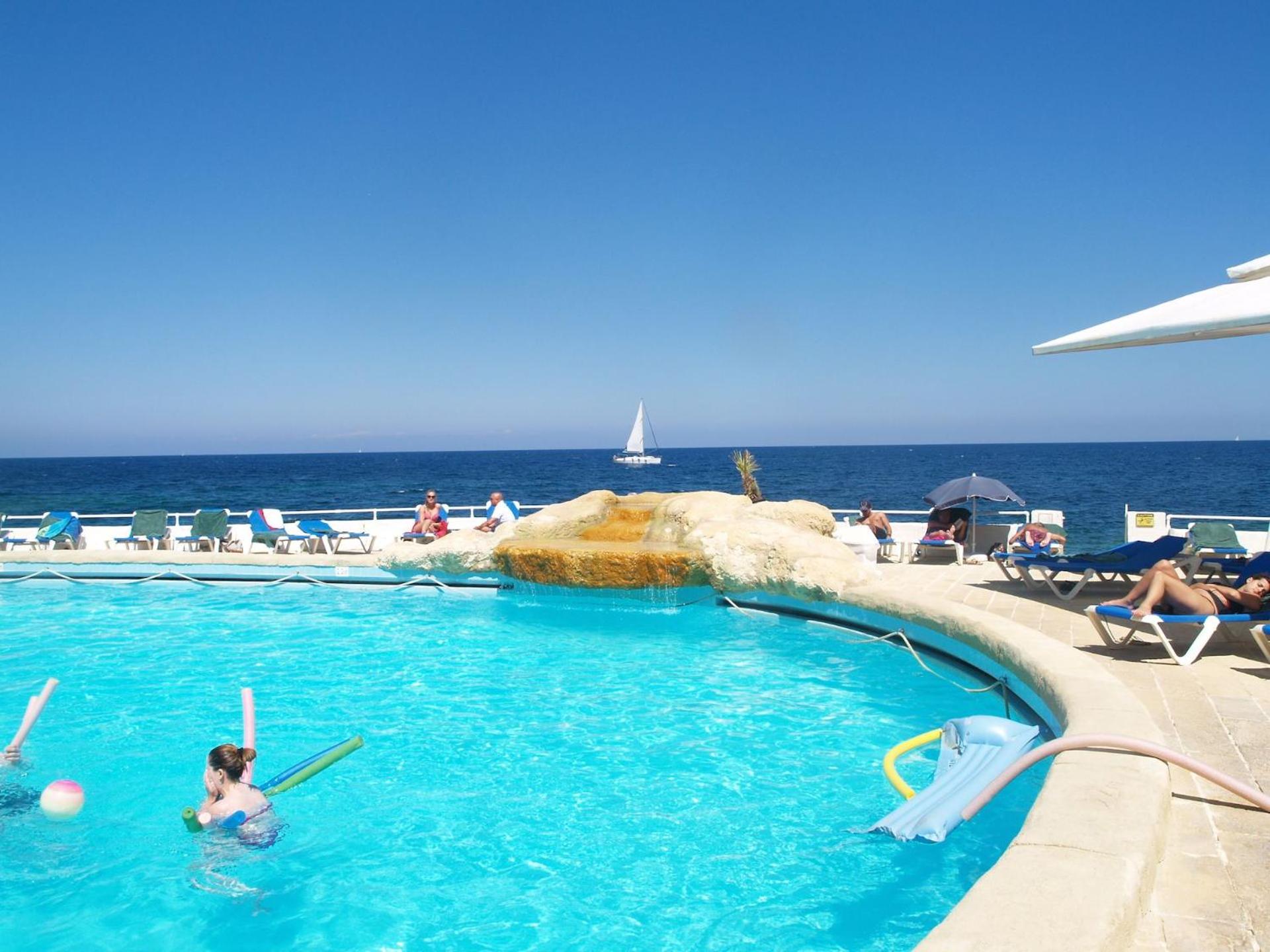 Modern Apartment 20 meters from the Promenade view 4