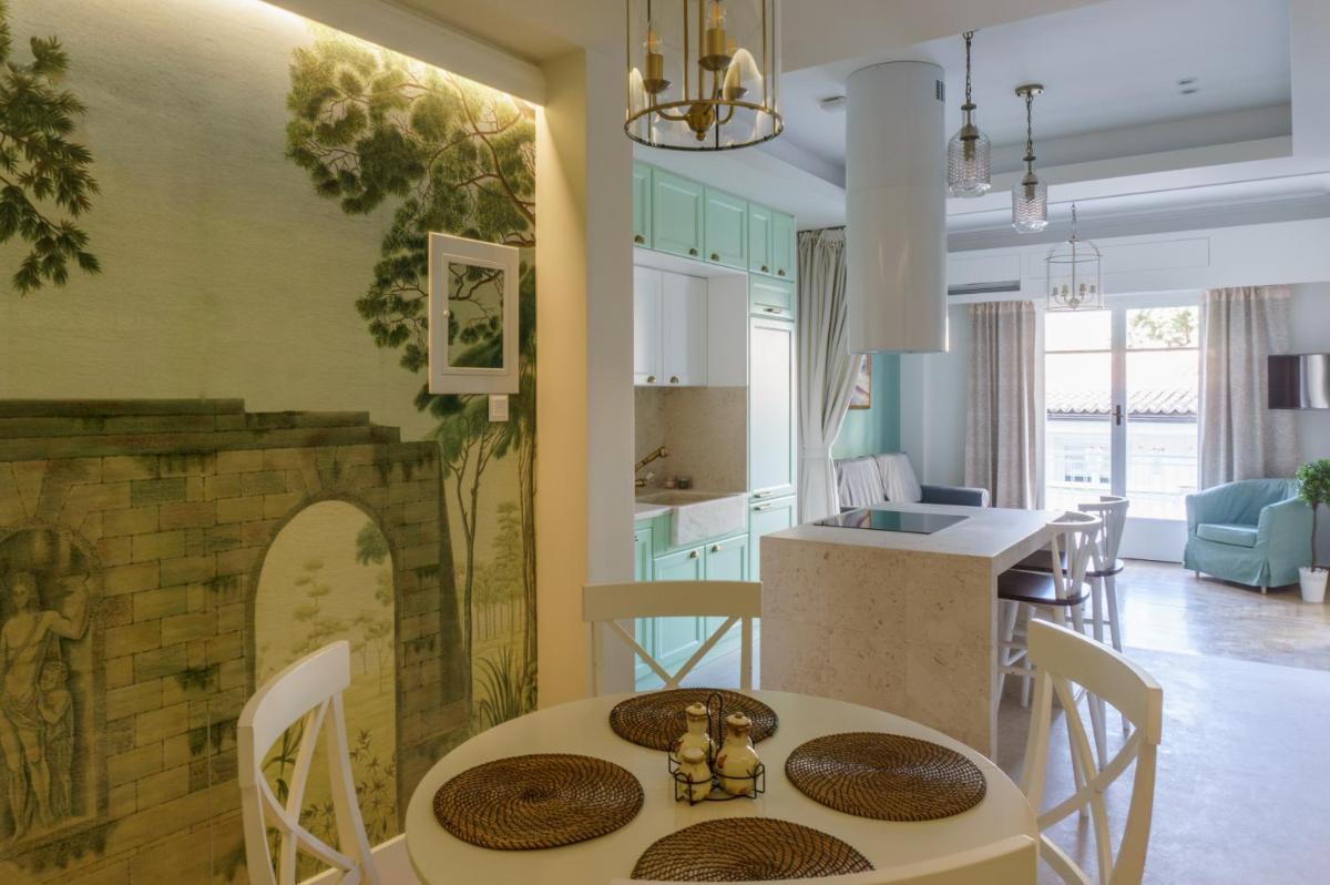 Tiffany's Luxury 2BR with Acropolis View