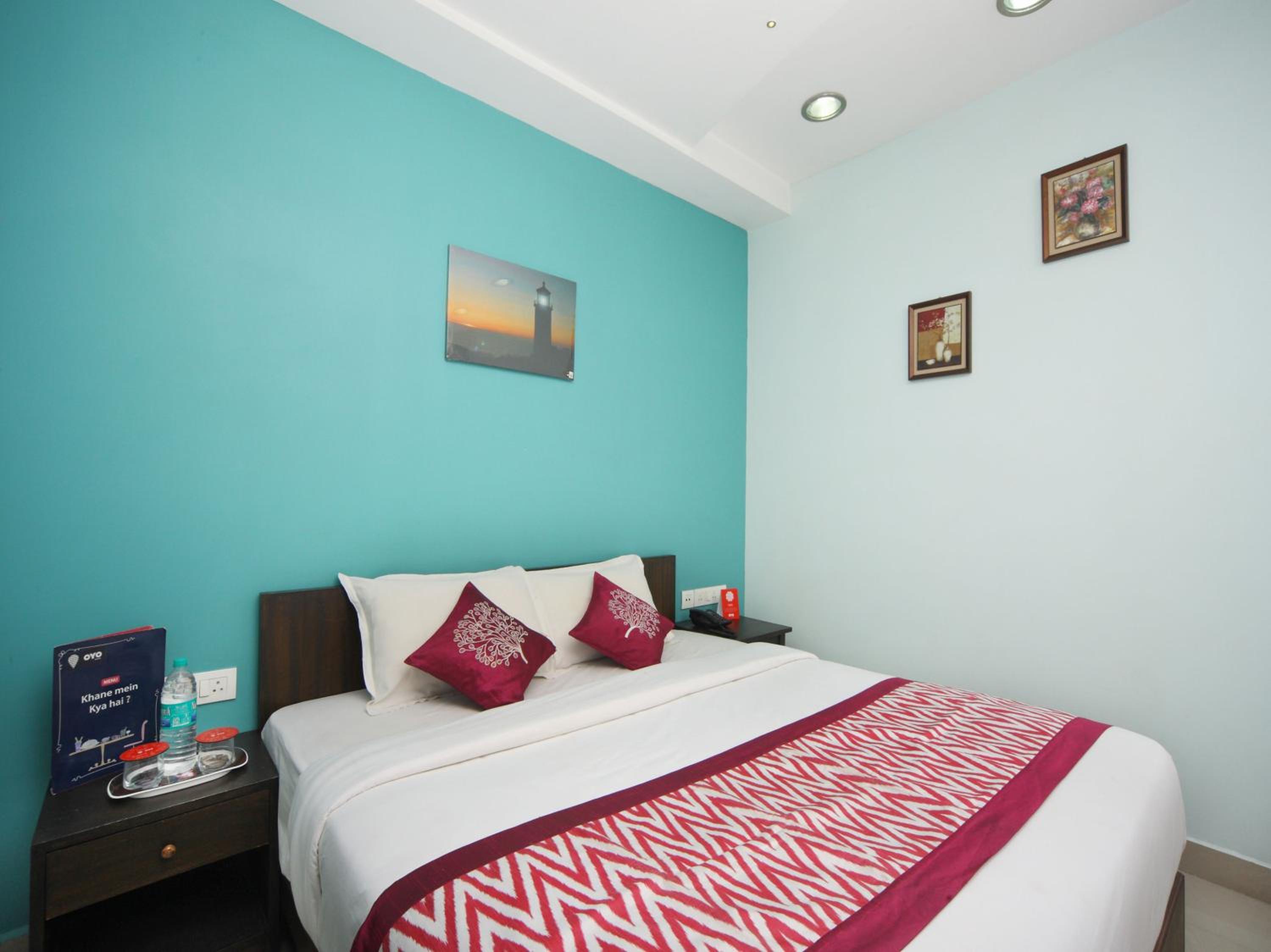 Max Classic Serviced Apartment