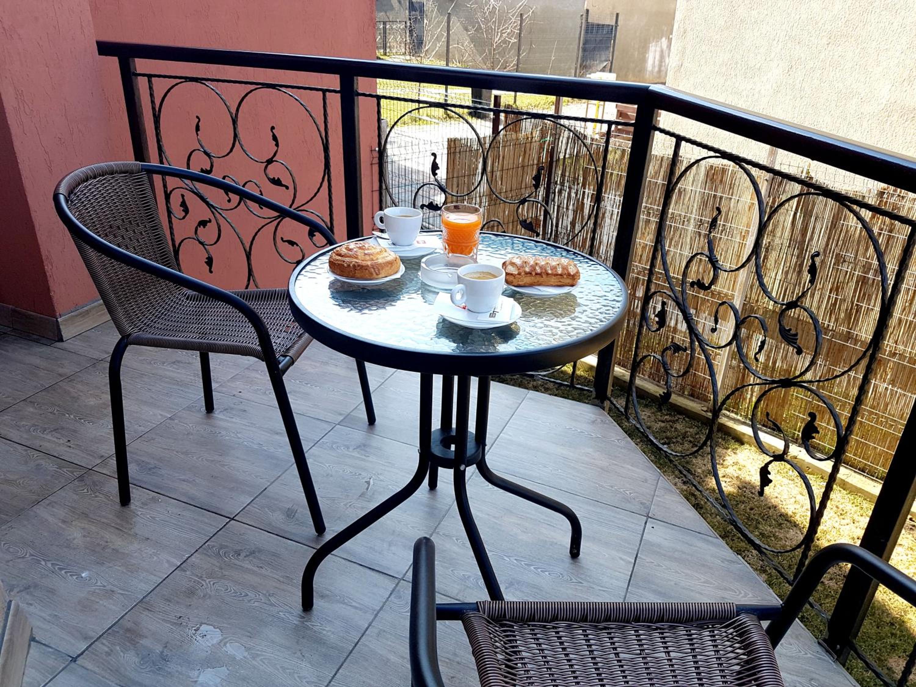 balance & terrace
