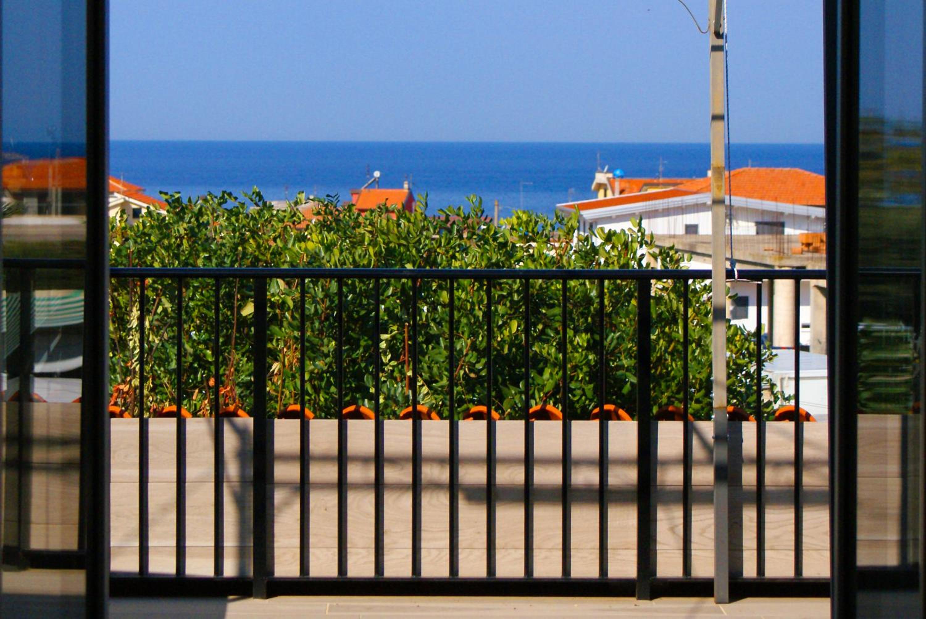 SAN - Luxury Apartment
