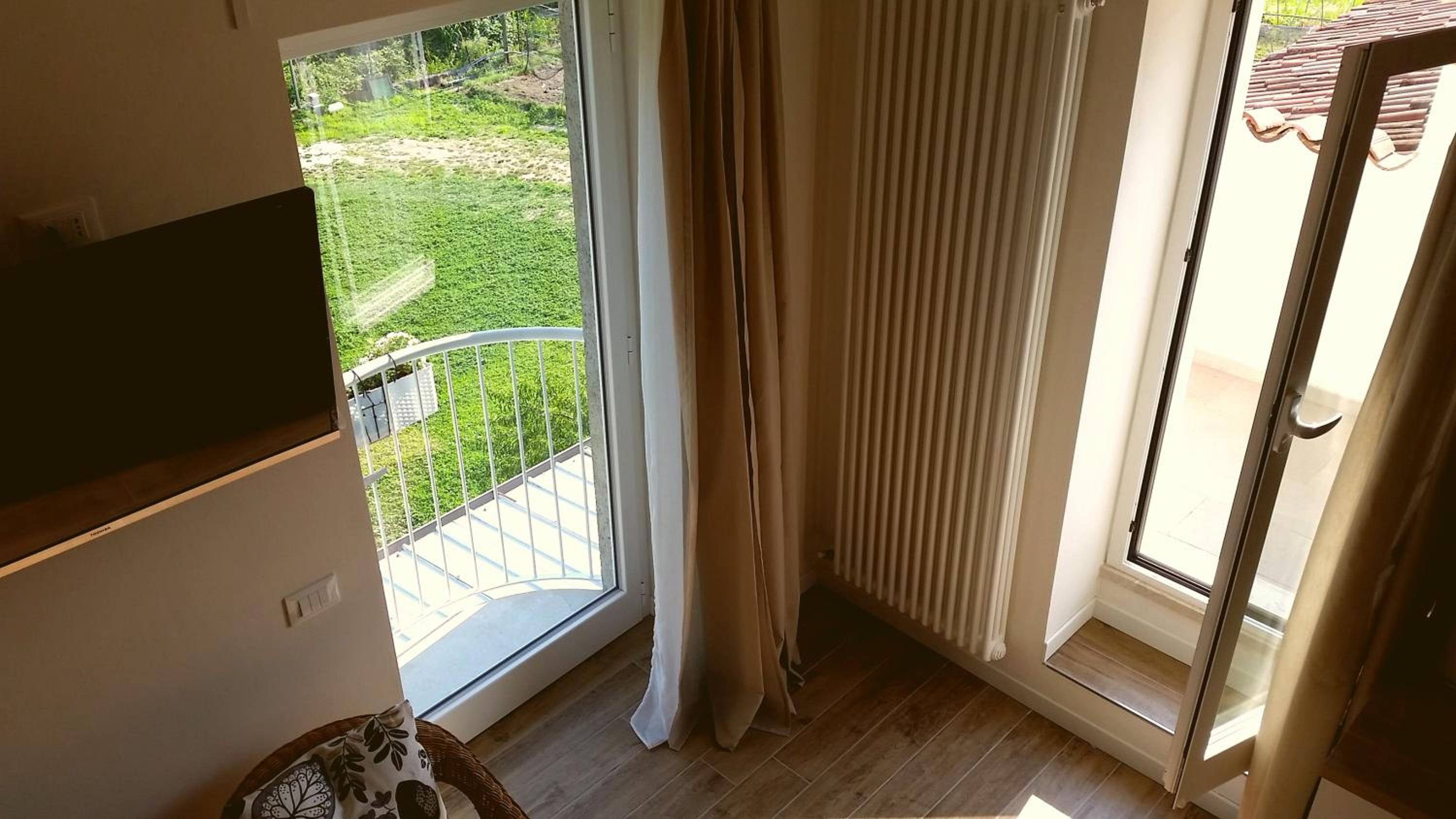 Photo 16