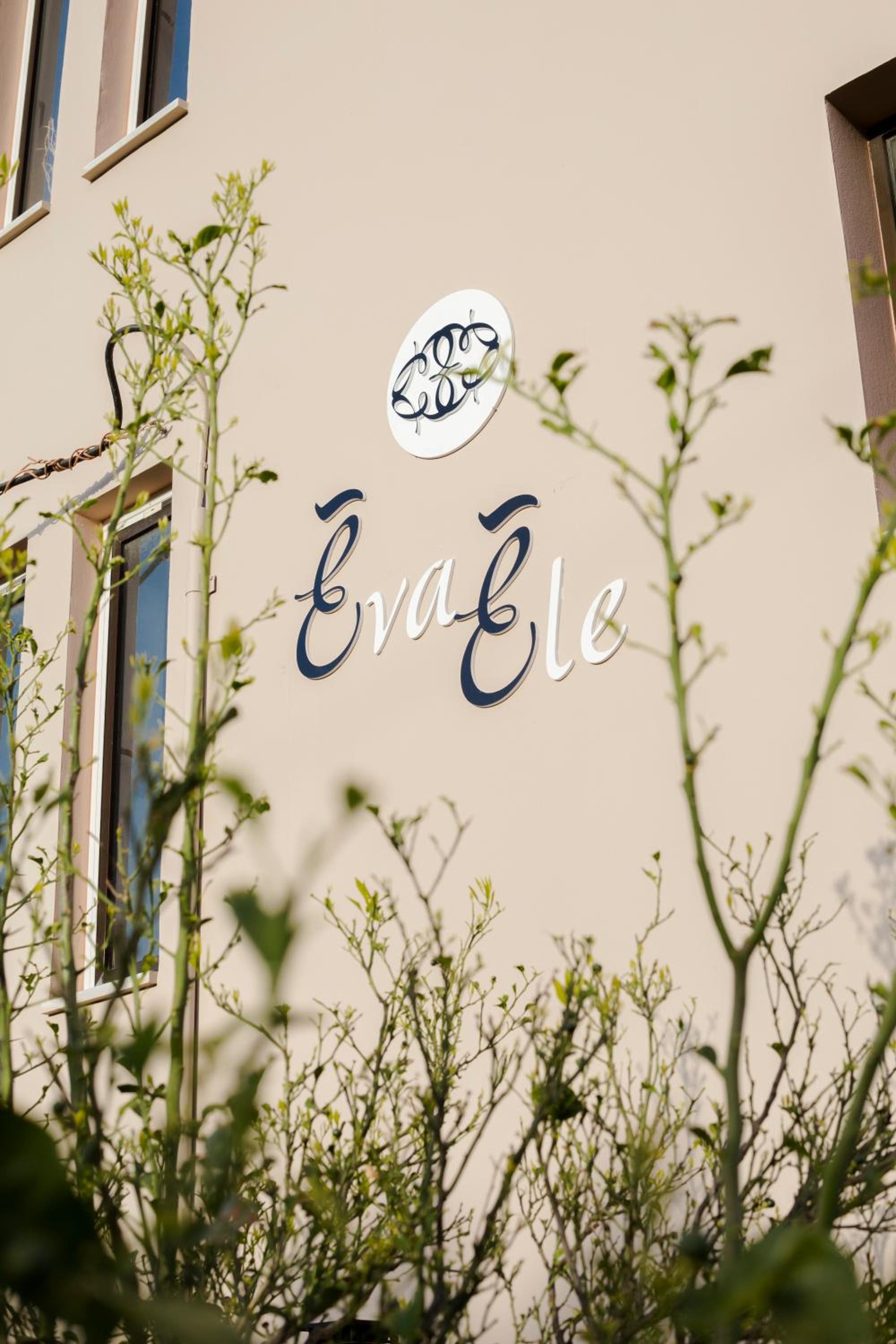 EvaEle Luxury Boutique